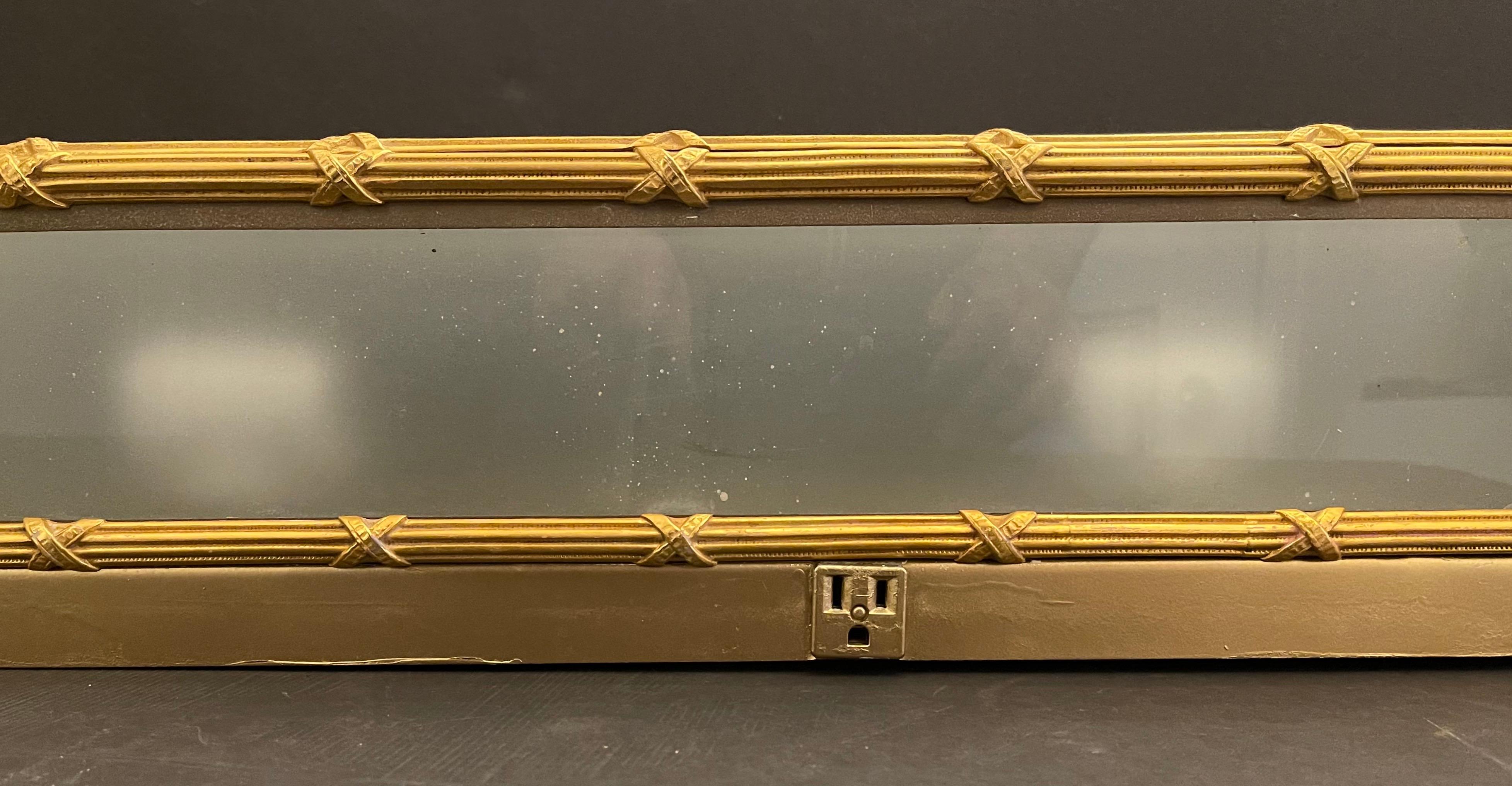 reeded glass box