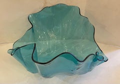 Magnifique centre de table en verre soufflé bleu turquise signé Annieglass