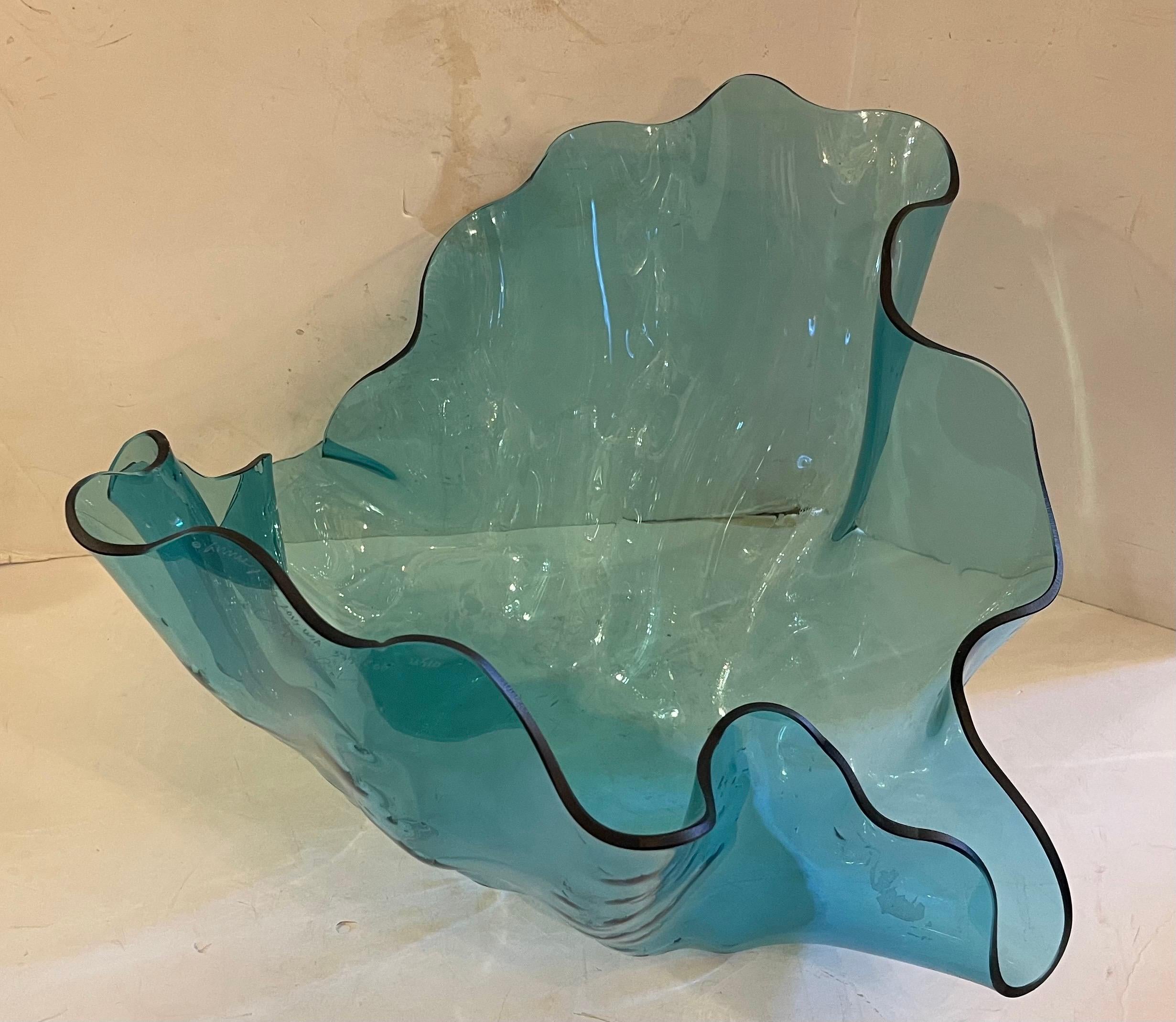 Magnifique centre de table en verre soufflé bleu turquise signé Annieglass en vente 1