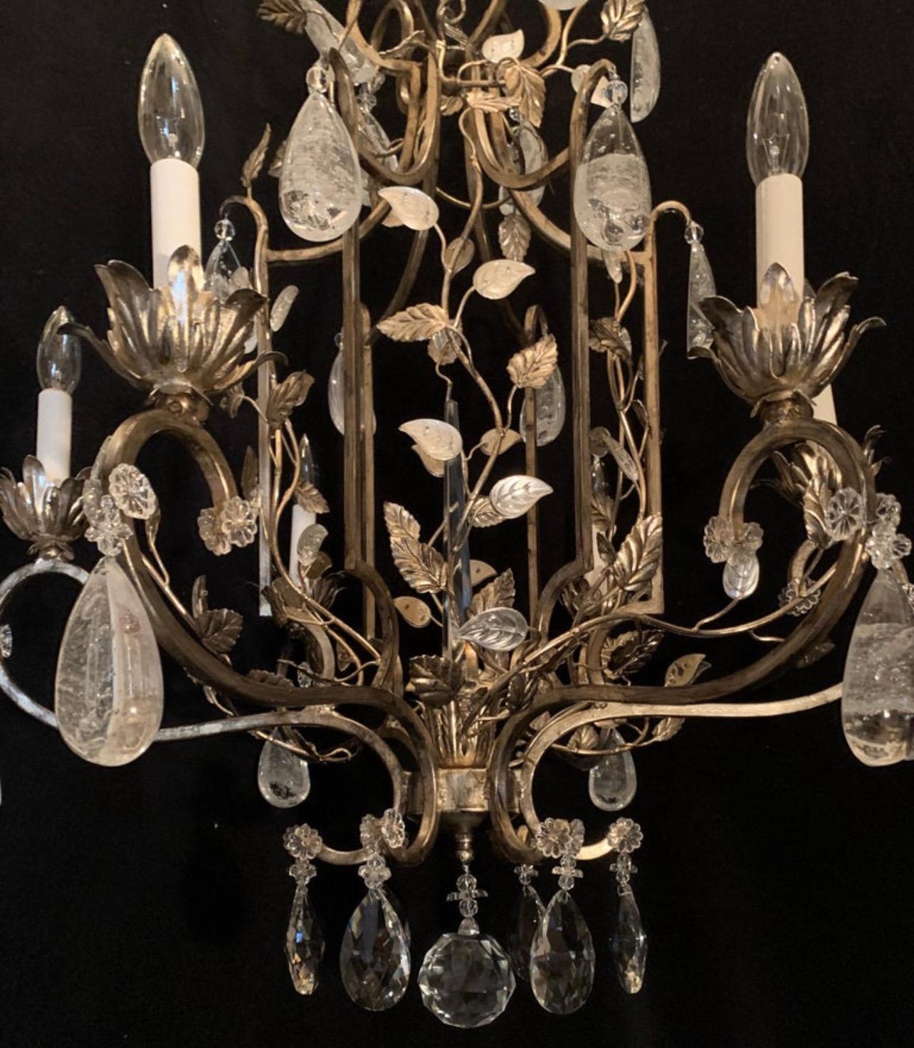 20th Century Wonderful Silver Gilt Baguès Style French Louis XVI Rock Crystal Leaf Chandelier For Sale