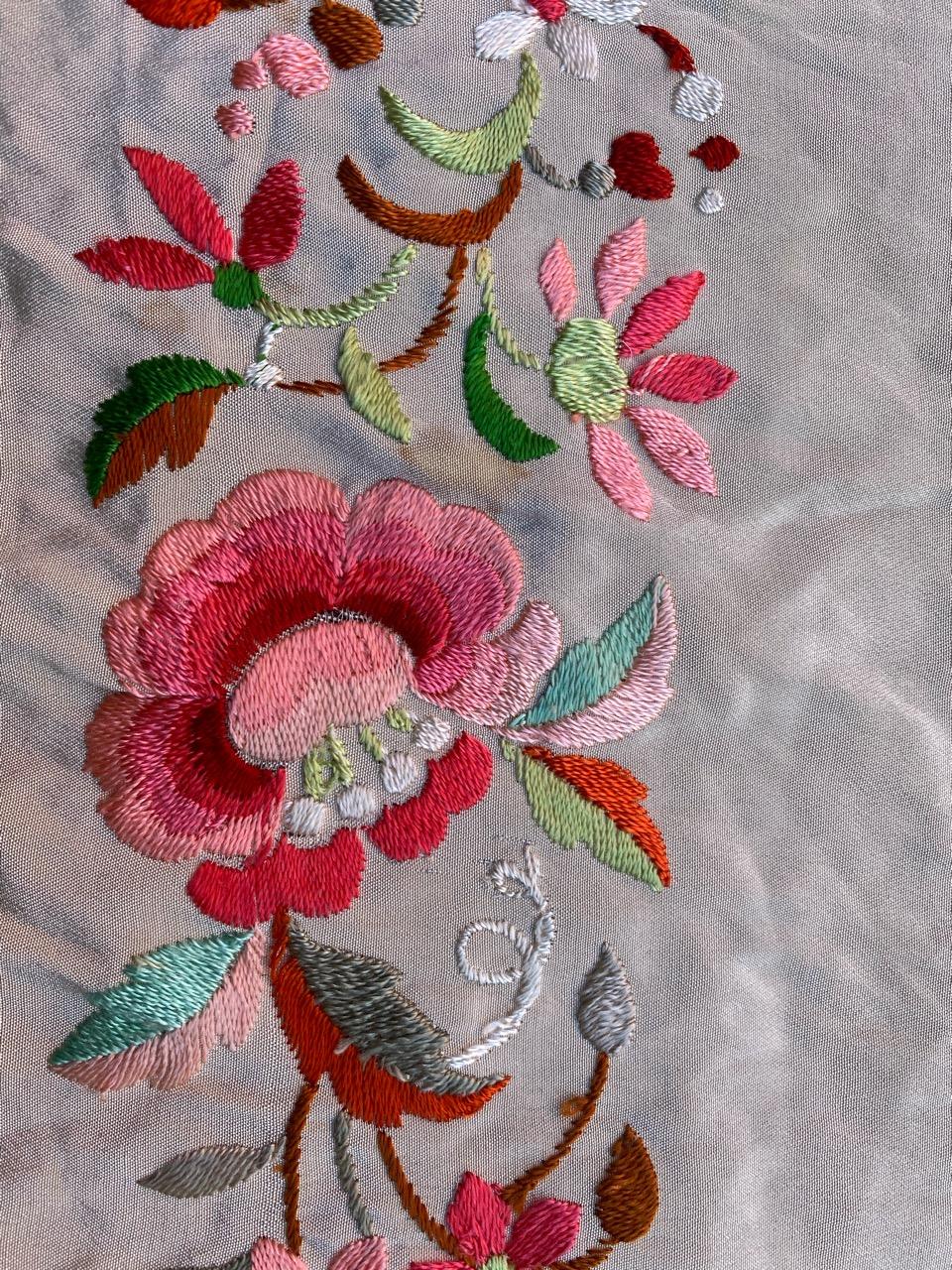 Wonderful Square Silk Manila Shawl Embroidered 4