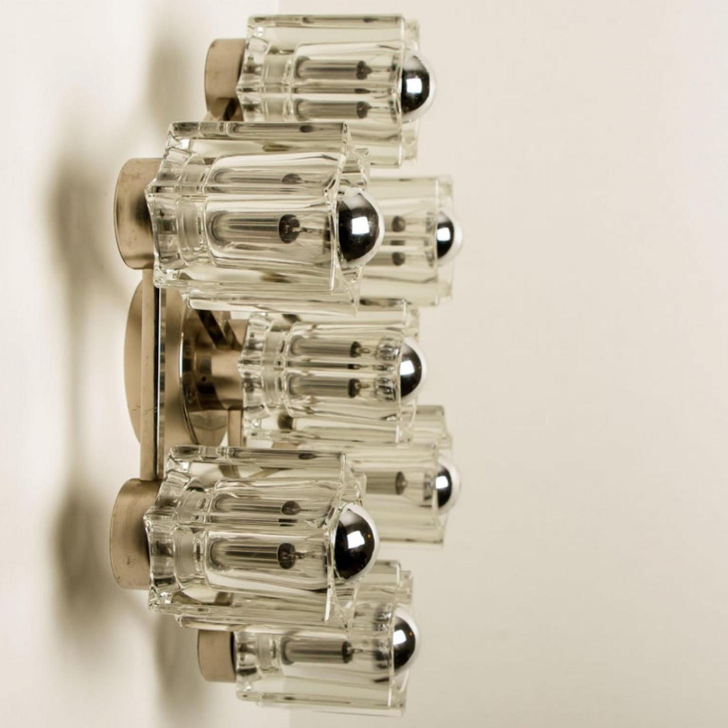 Wonderful Star Flush Mount/ Wall Light Peill Putzler Crystal Glass, Germany In Good Condition For Sale In Rijssen, NL