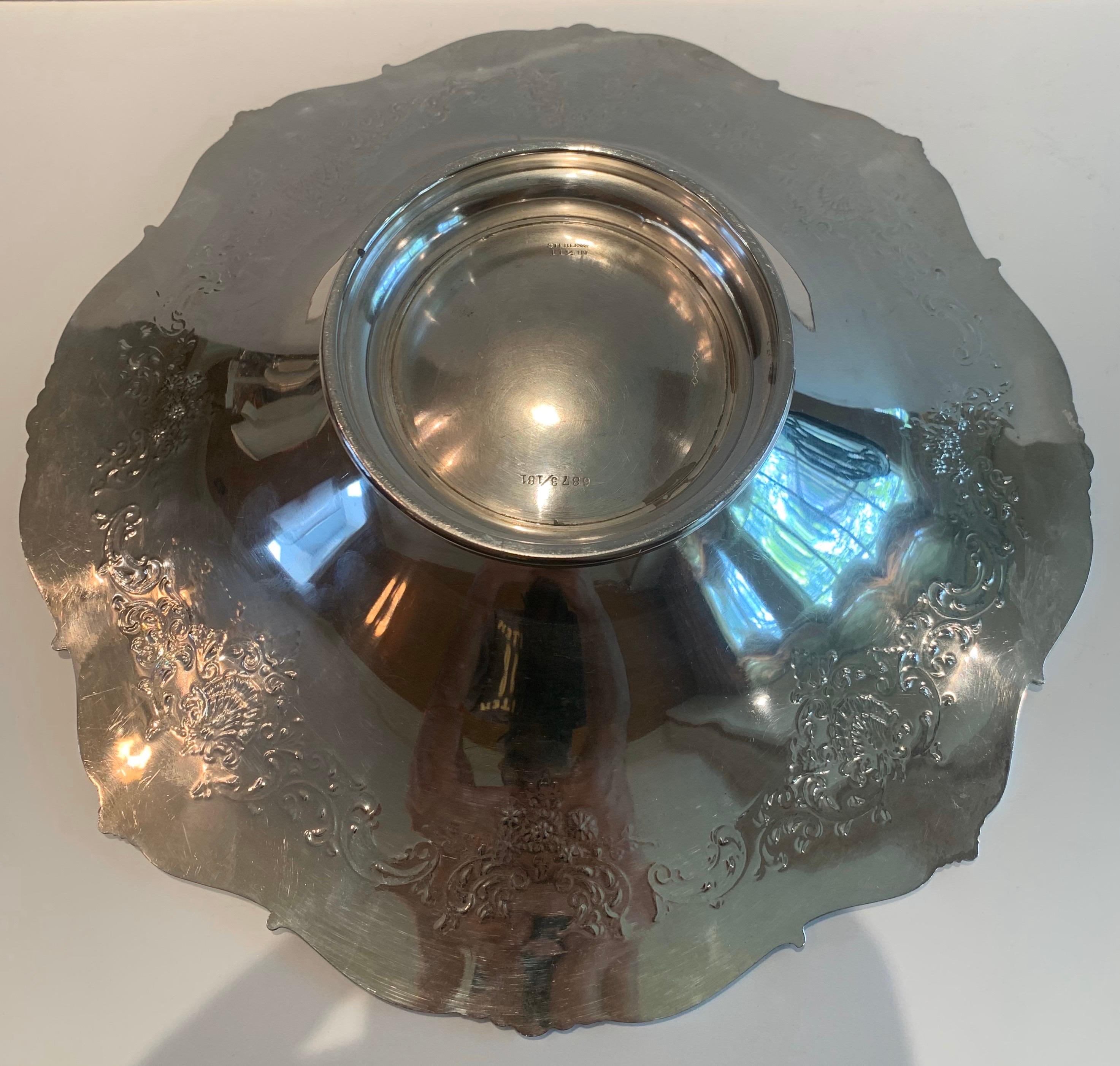 20th Century Wonderful Sterling Silver Flower Pedestal Bowl Platter Centerpiece Very Fine For Sale