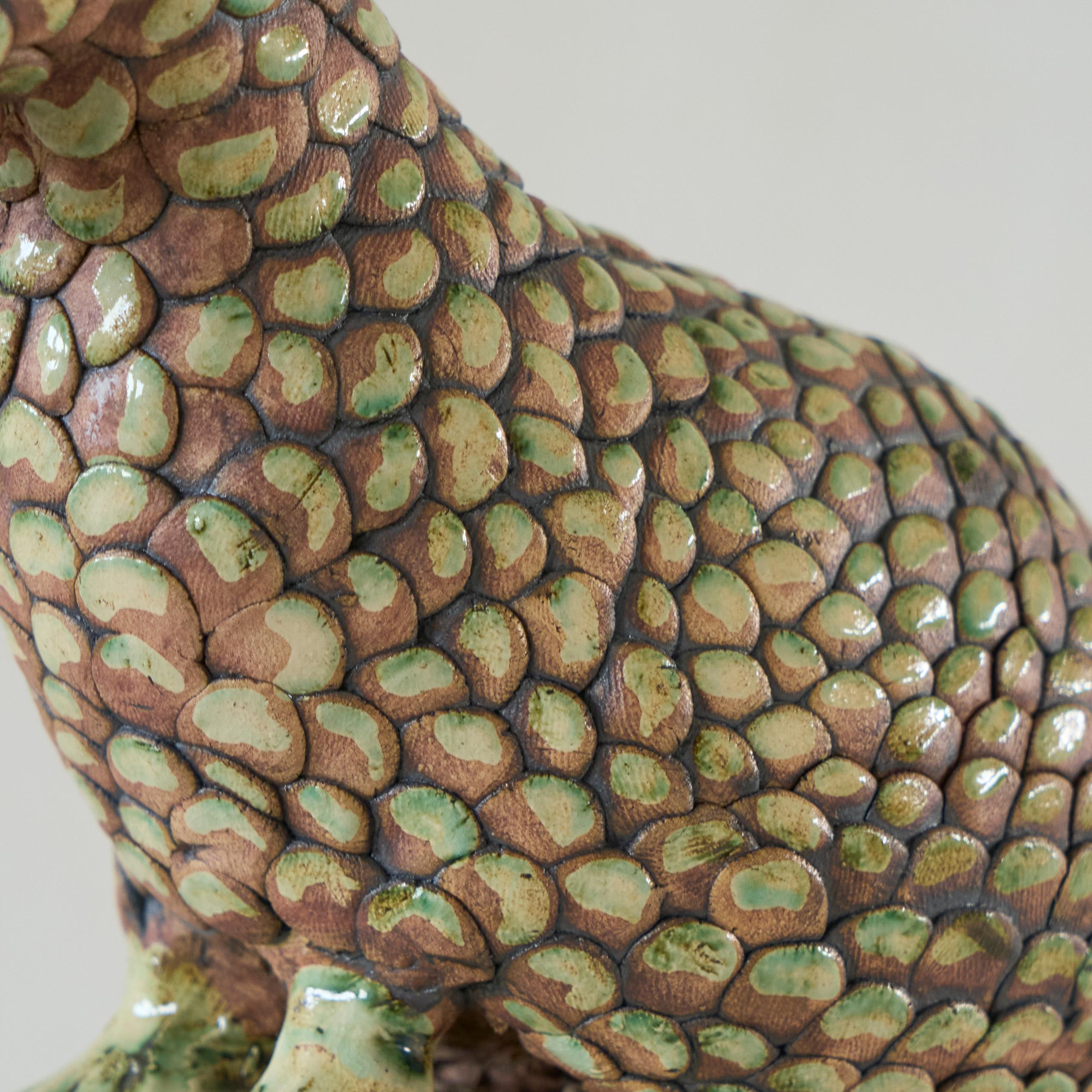 XX secolo Meravigliosa scultura di dodo in Studio Pottery dei primi del Novecento in vendita