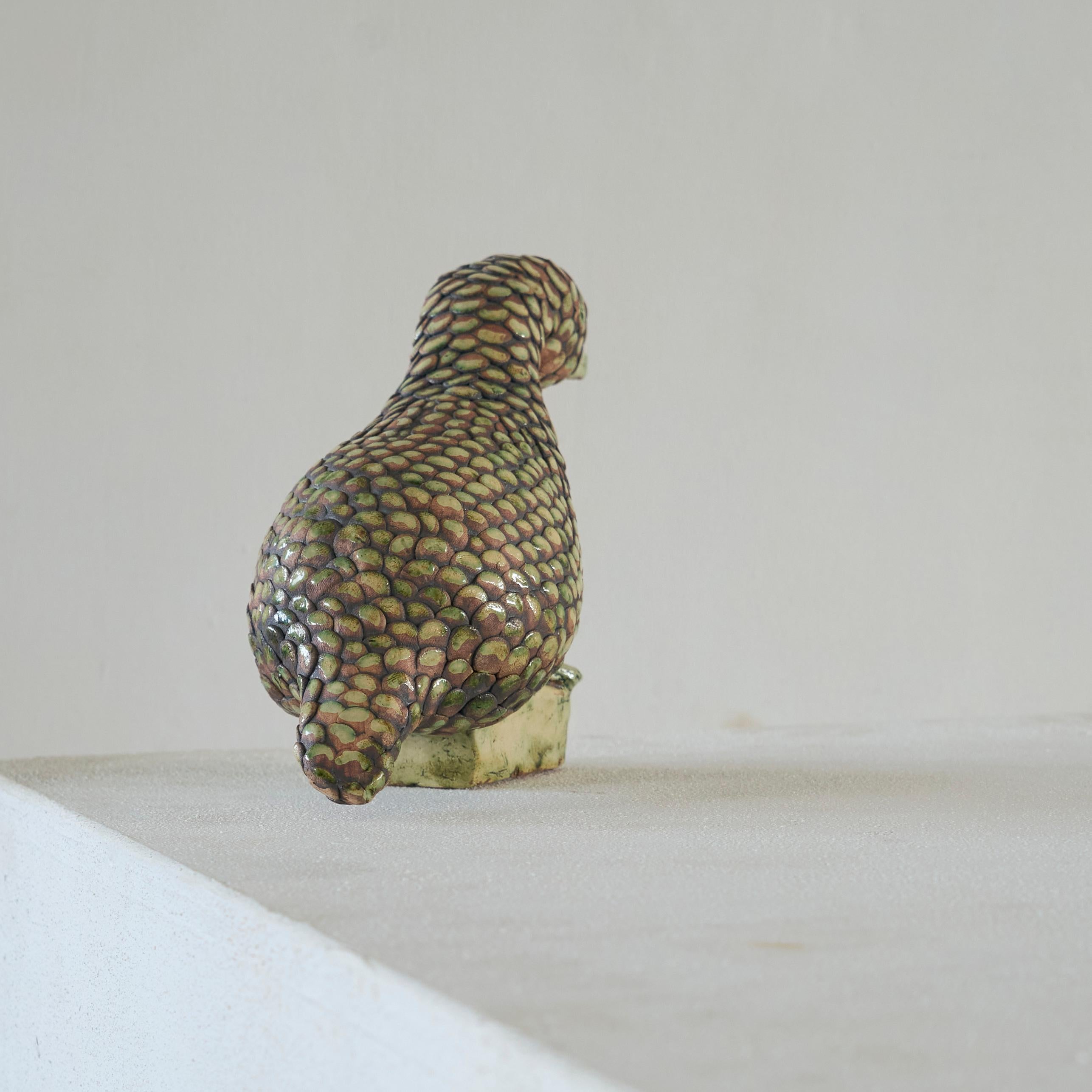 Meravigliosa scultura di dodo in Studio Pottery dei primi del Novecento in vendita 2