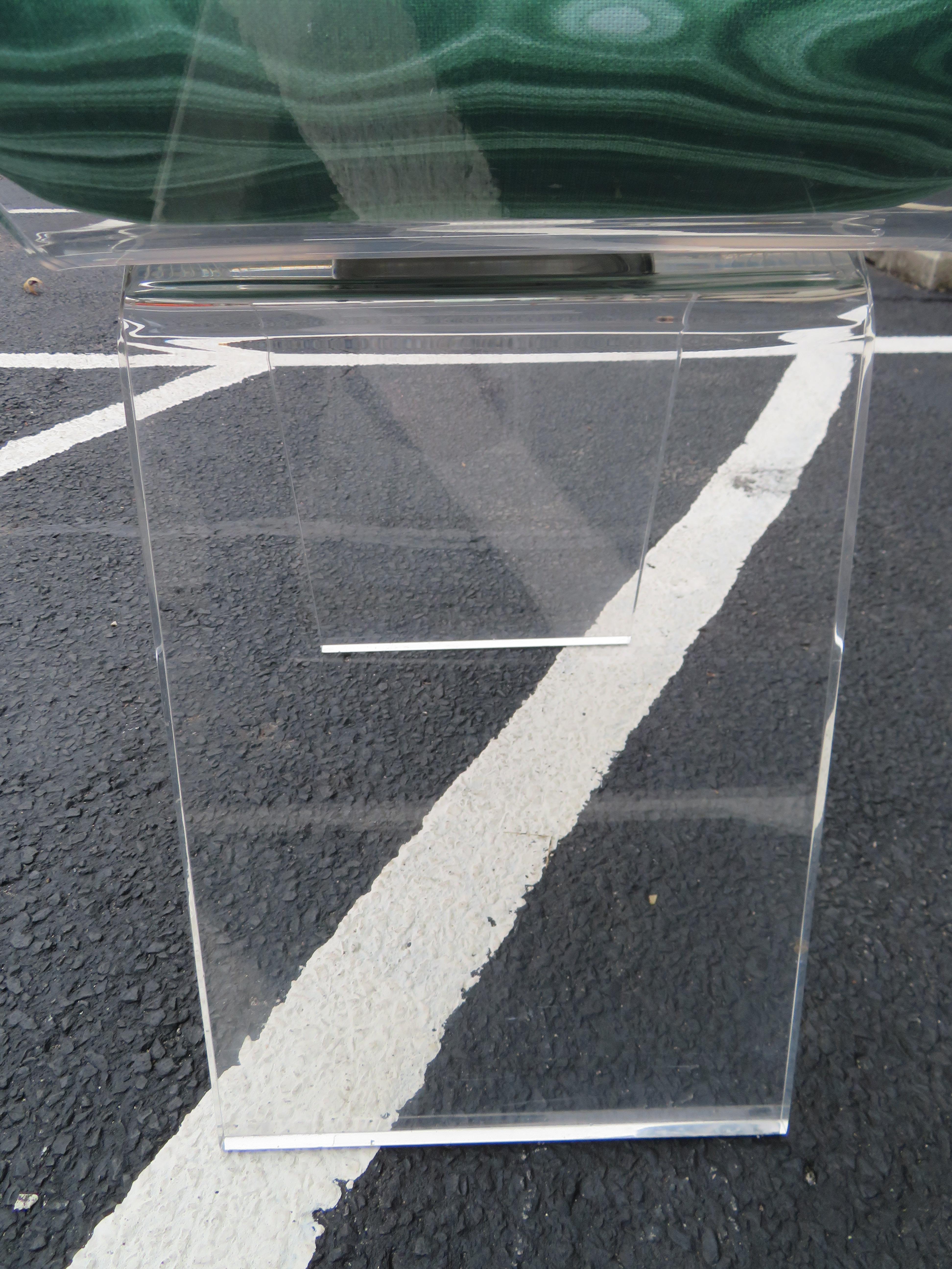 Wonderful Swivel Lucite Bench Stool Mid-Century Modern In Good Condition For Sale In Pemberton, NJ