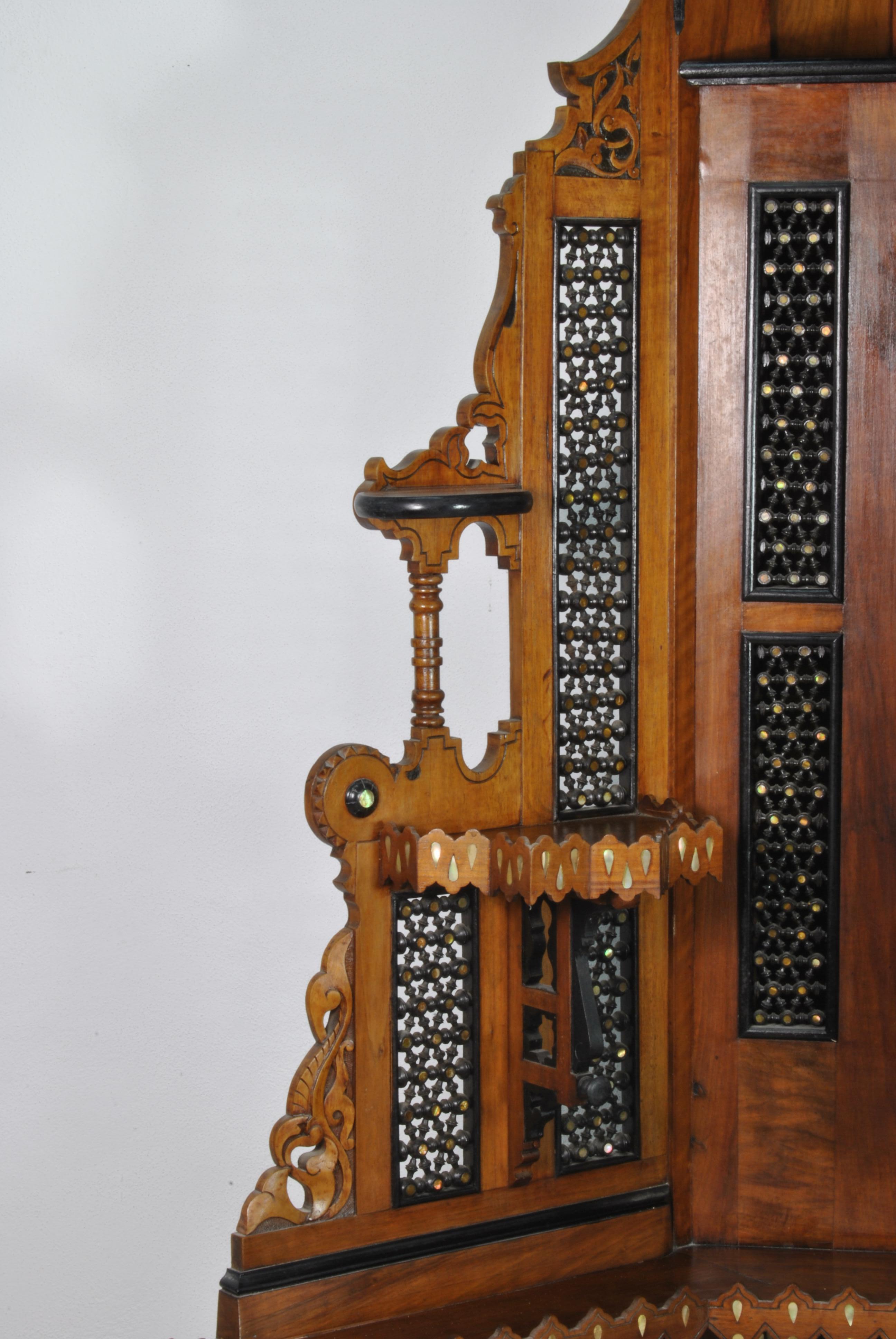 Wonderful Syrian Corner Cabinet, Syria Turn of the Century For Sale 4