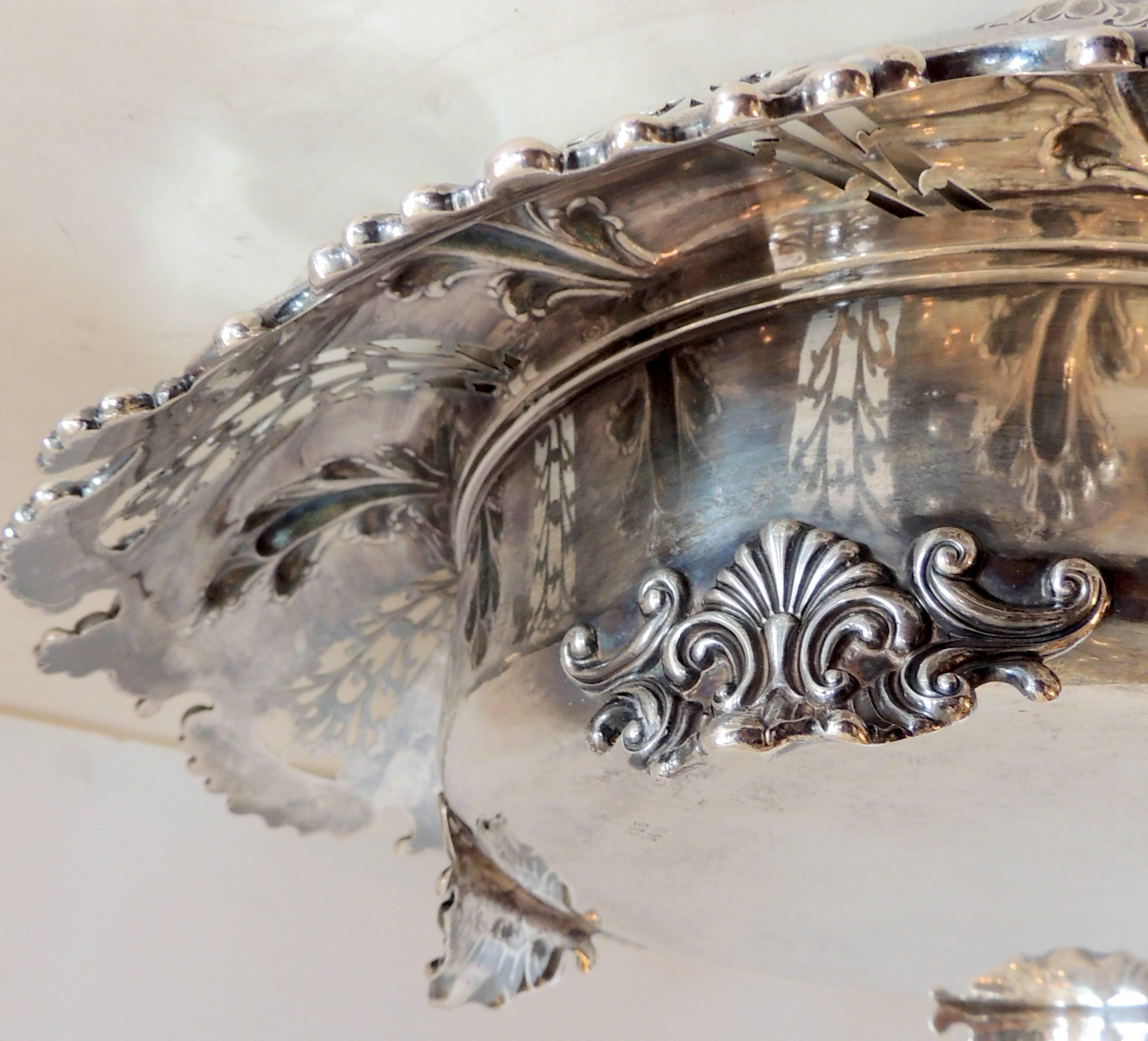Mid-20th Century Wonderful Theodore B. Star Sterling Silver Pierced Footed Centrepiece Bowl For Sale