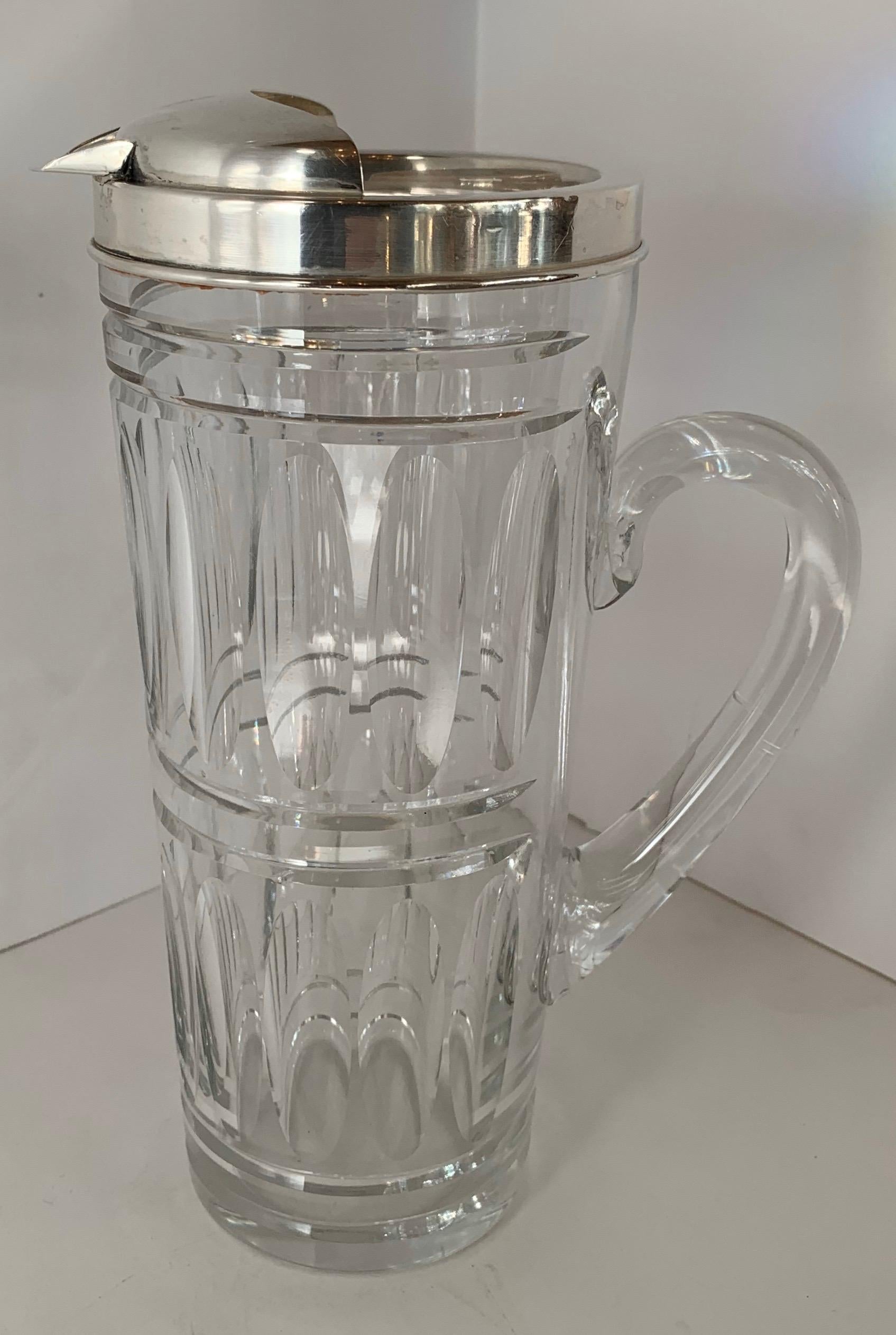 Tiffany & Co. Mélangeur à cocktail / pichet / carafe en argent sterling et cristal avec le Monogramme M.

 