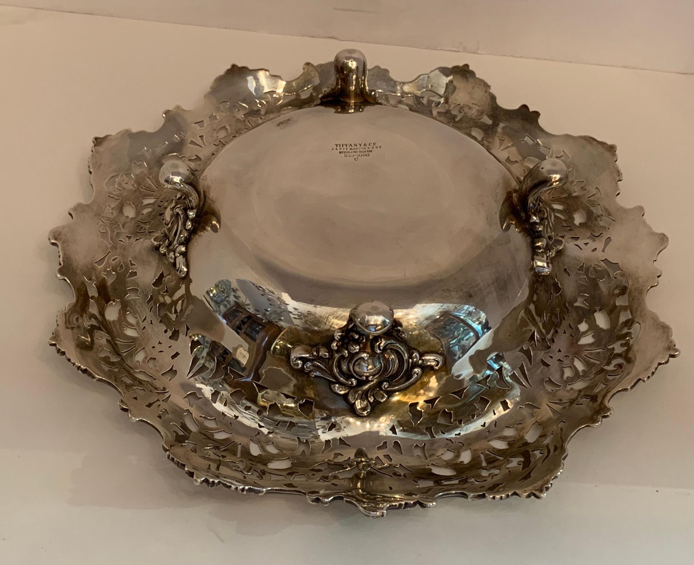 Wonderful Tiffany & Co. Sterling Silver Centerpiece Footed Pierced Bowl For Sale 3