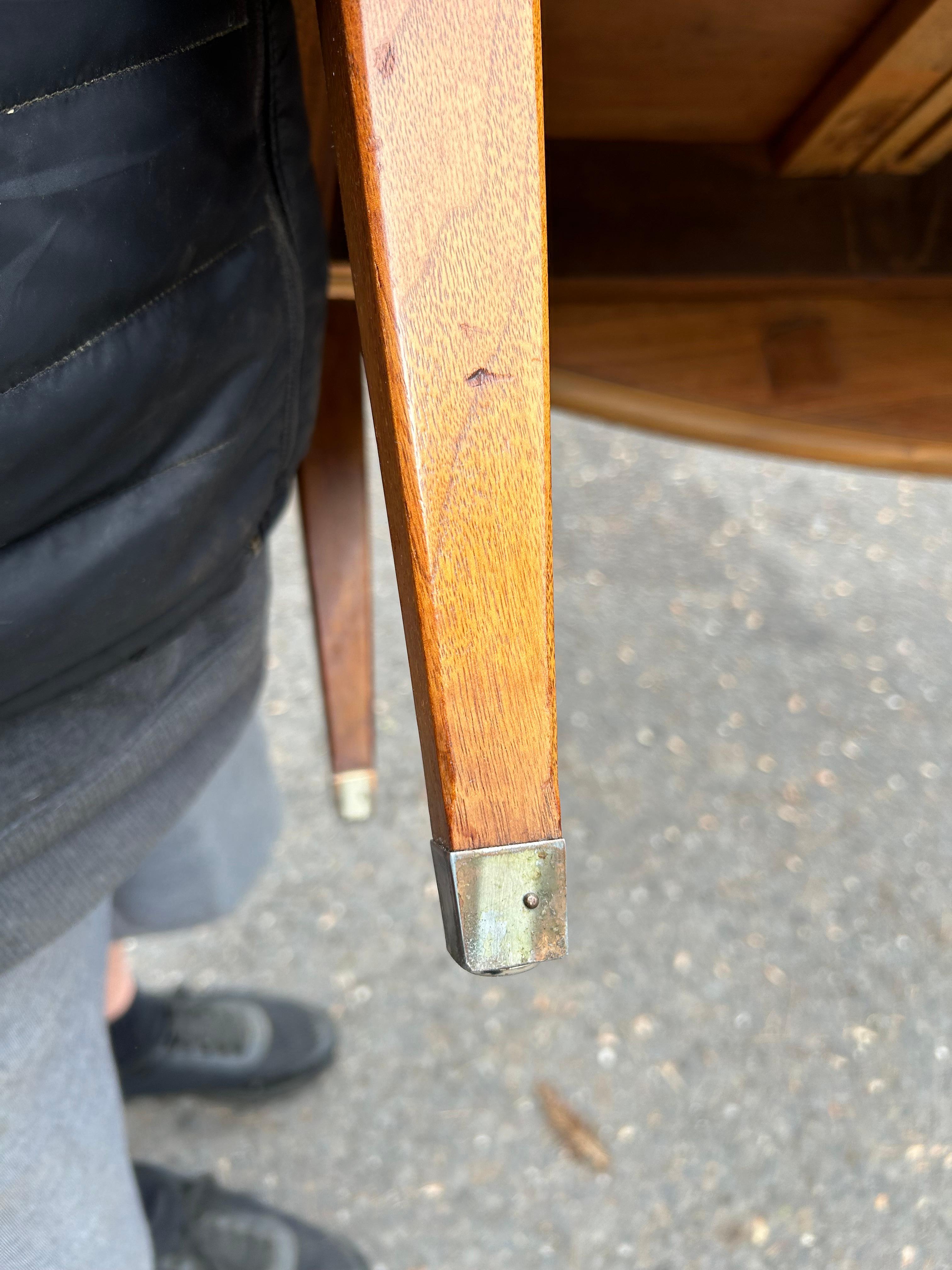 Merveilleuse table basse Tomlinson en broussin de style sophistiqué mi-siècle en vente 8