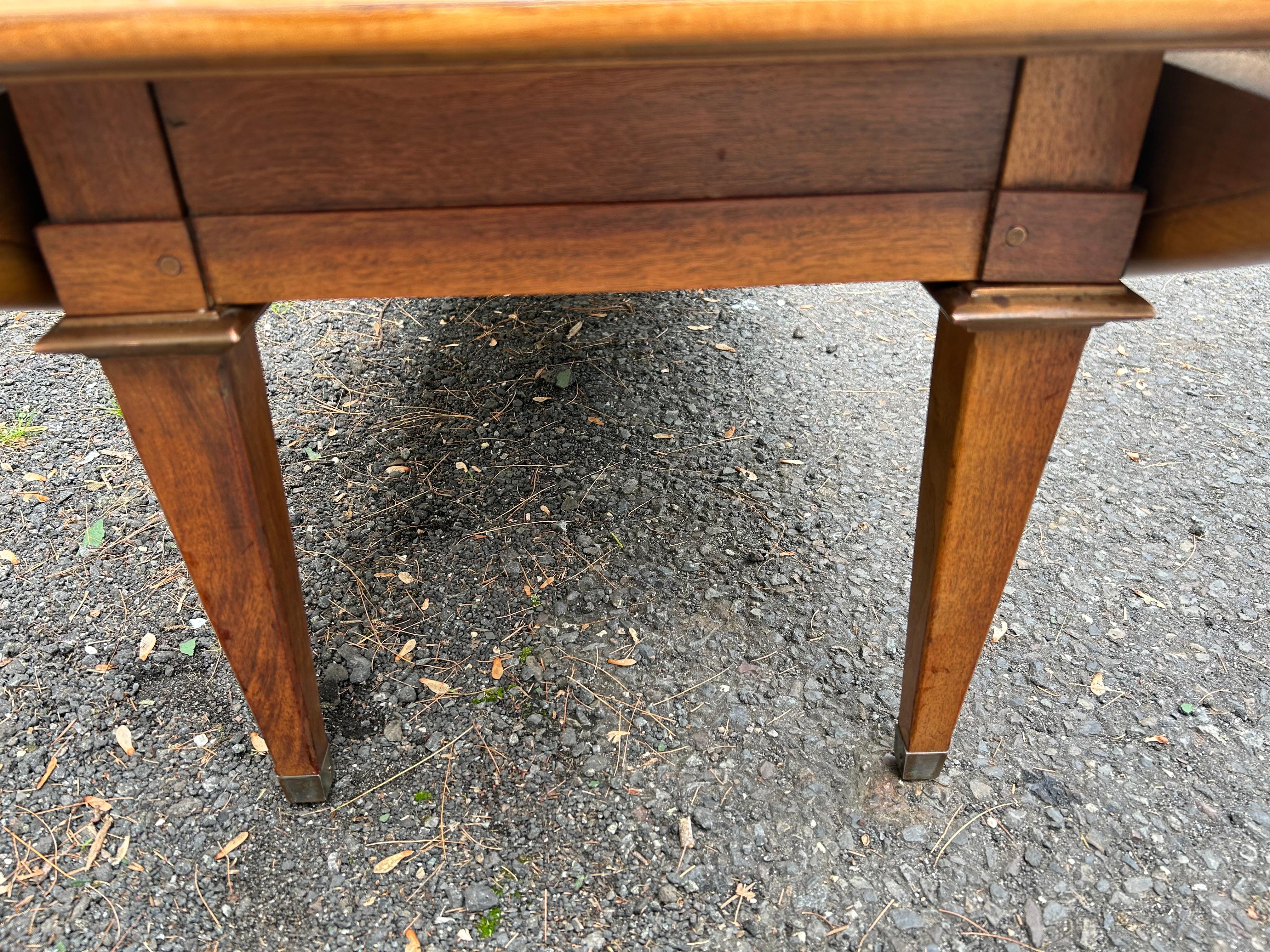 Wonderful Tomlinson Sophisticate style Flip-side Burl Coffee Table Mid-Century For Sale 2