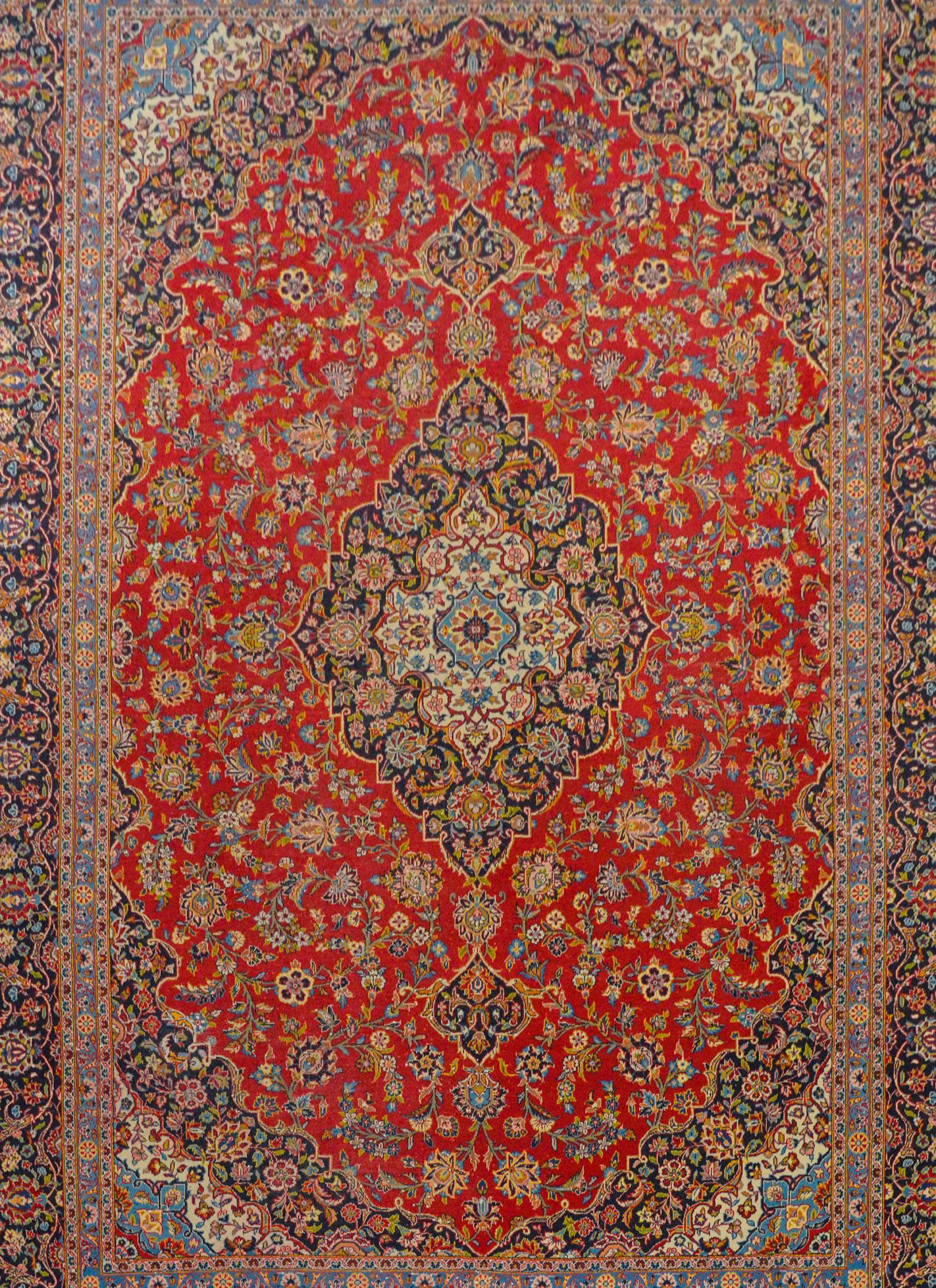 Persian Wonderful Traditional Kashan Rug For Sale