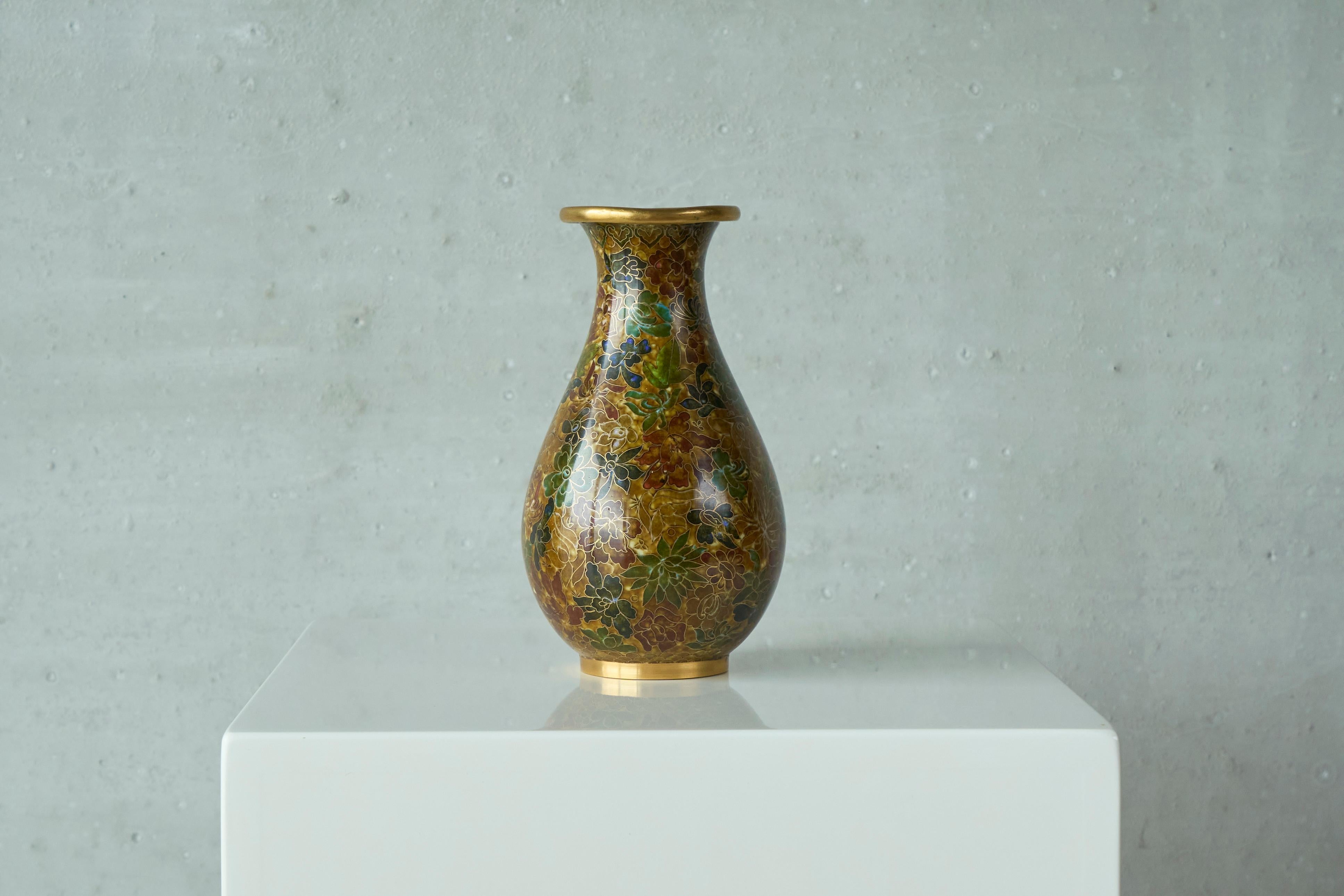 Fait main Merveilleux vase en cloisonné Début du 20e siècle en vente