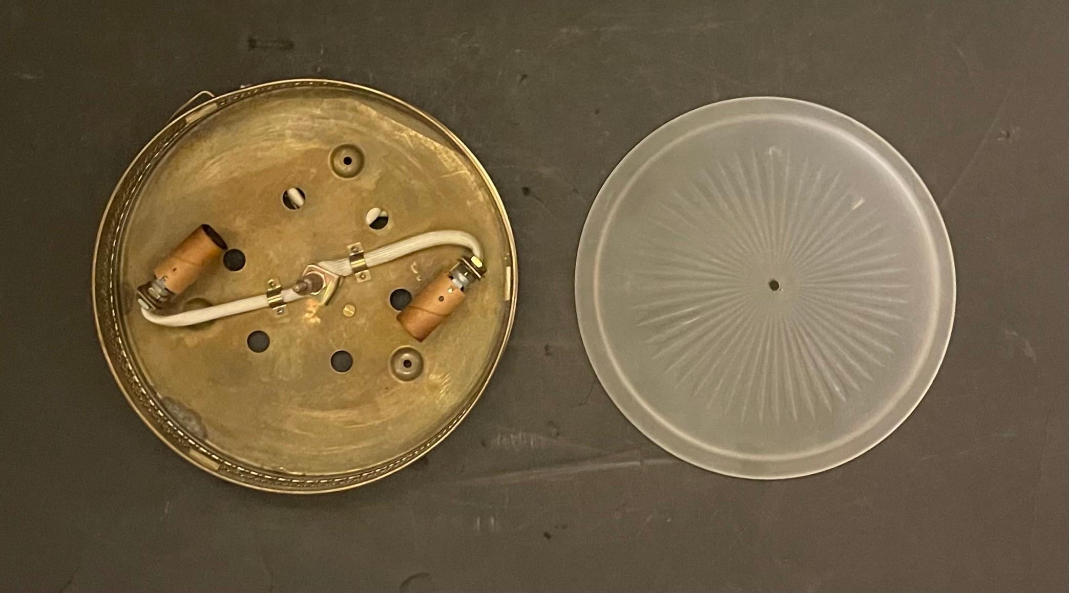 Wunderschöne Vaughan-Deckenleuchten aus geätztem Messing mit Sternätzglas, Einbaubeleuchtung, 5 Deckenleuchten im Zustand „Gut“ im Angebot in Roslyn, NY