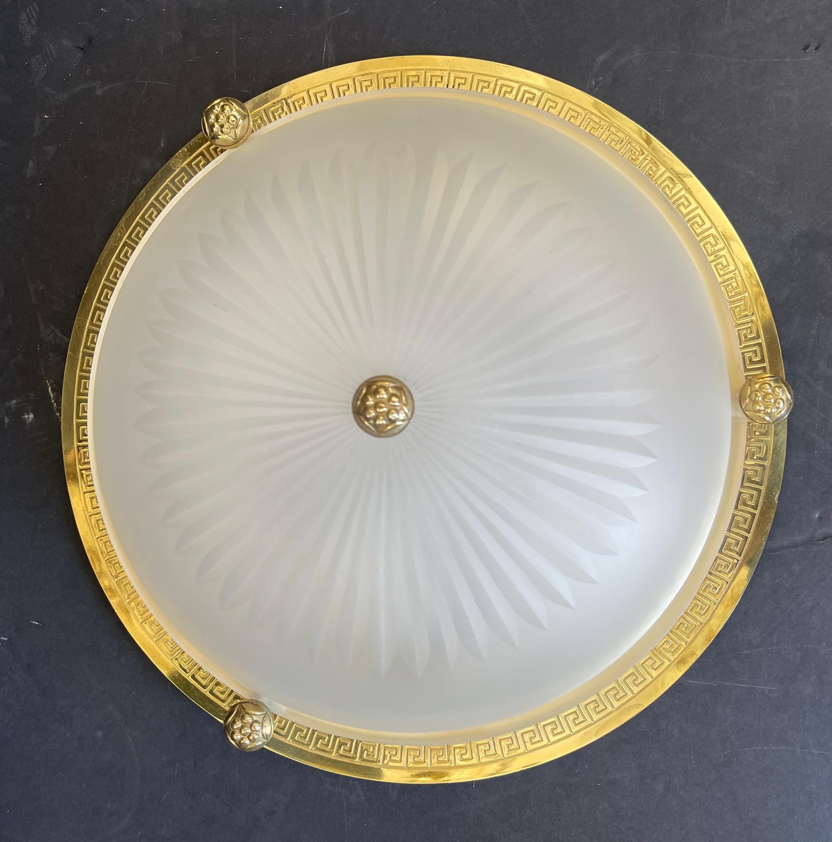 Wonderful Vaughan Brass Star Glass Crystal Flush Mount Ceiling 9 Light Fixtures  In Good Condition In Roslyn, NY