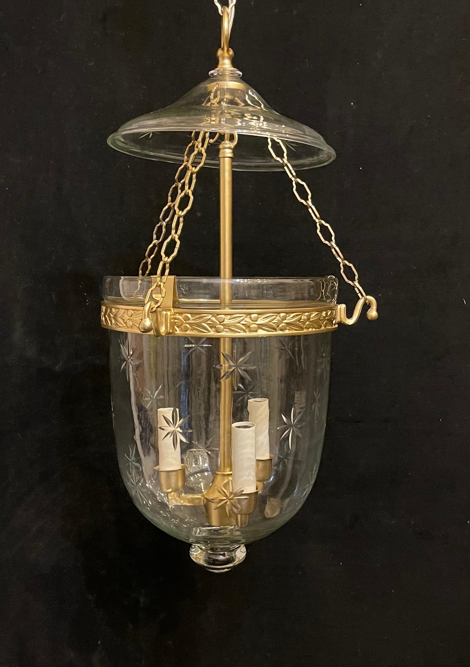 Regency Wonderful Vaughan Bronze Glass Star Bell Jar 3-Light Lantern Light 4 Fixtures For Sale