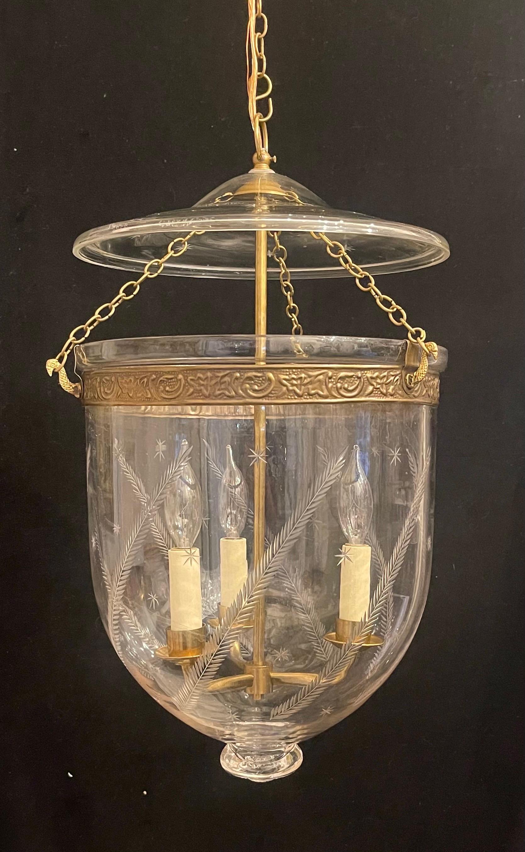 Wonderful Vaughan Large Bronze Glass Star Wheat Bell Jar 3-Light Lantern Fixture In Good Condition In Roslyn, NY