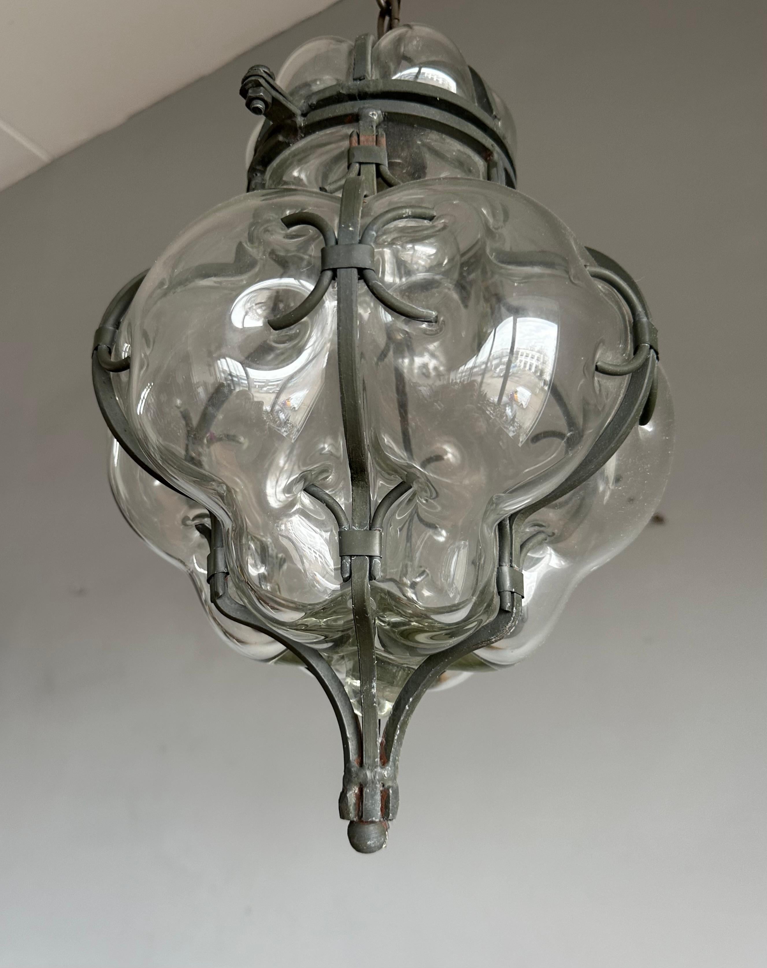Merveilleuse suspension d'entrée ou de couloir vénitien en verre transparent soufflé à la bouche en vente 9