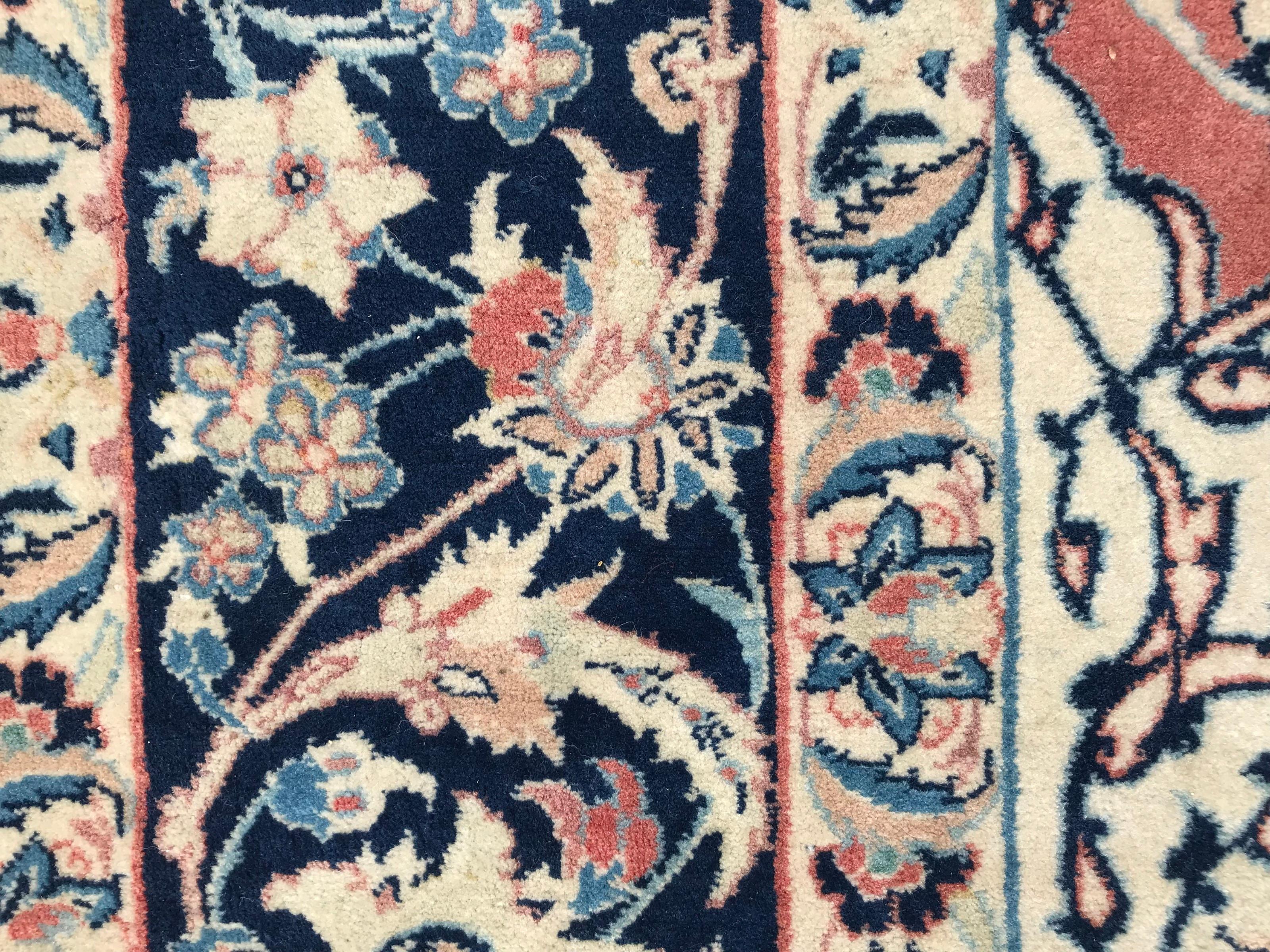 Bobyrug's Wonderful Very Fine Hand Knotted Isfahan Rug (20. Jahrhundert) im Angebot