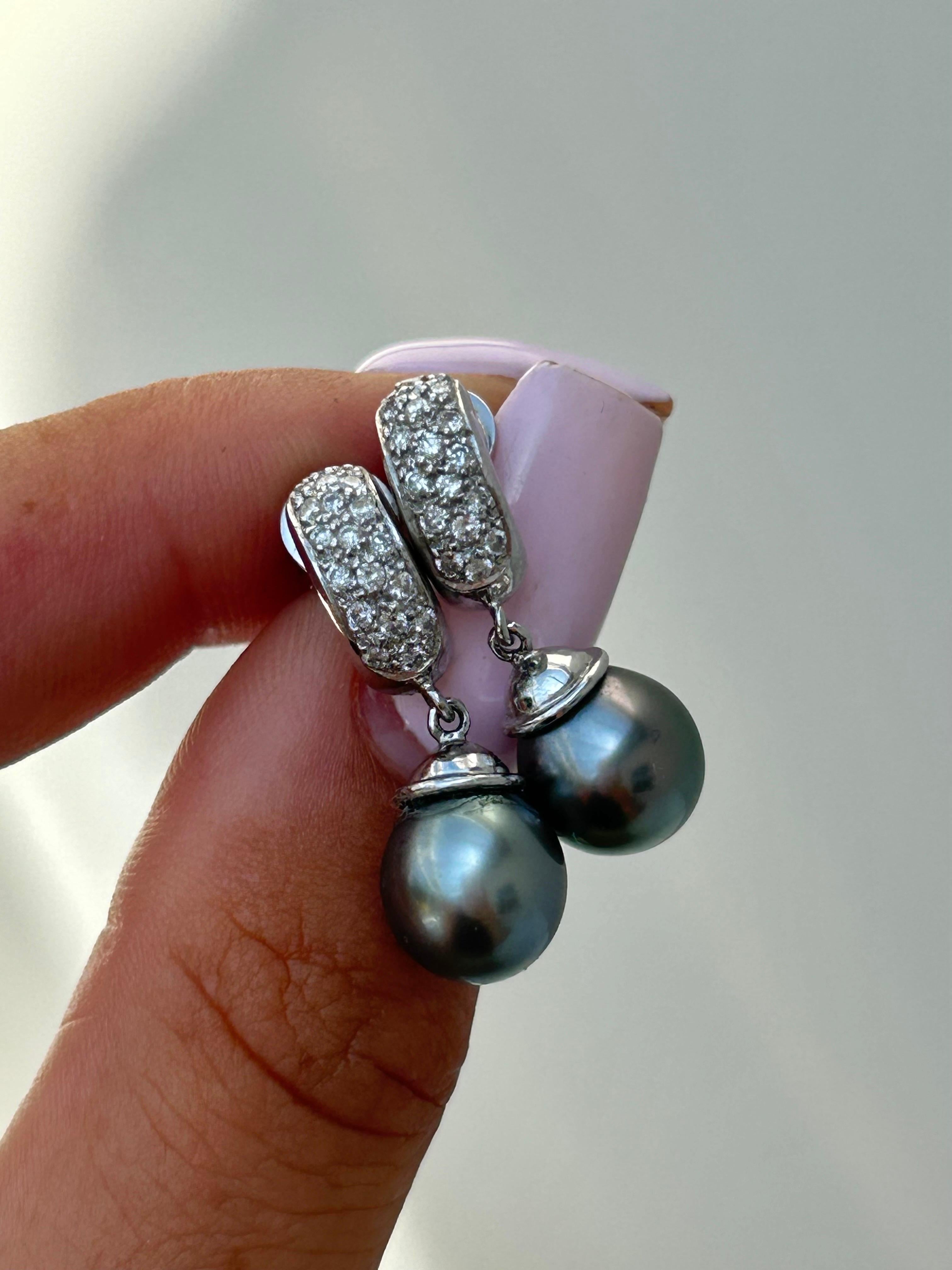 Wonderful Vintage 18ct White Gold Diamond and Pearl Boxed Earrings 
 For Sale 2