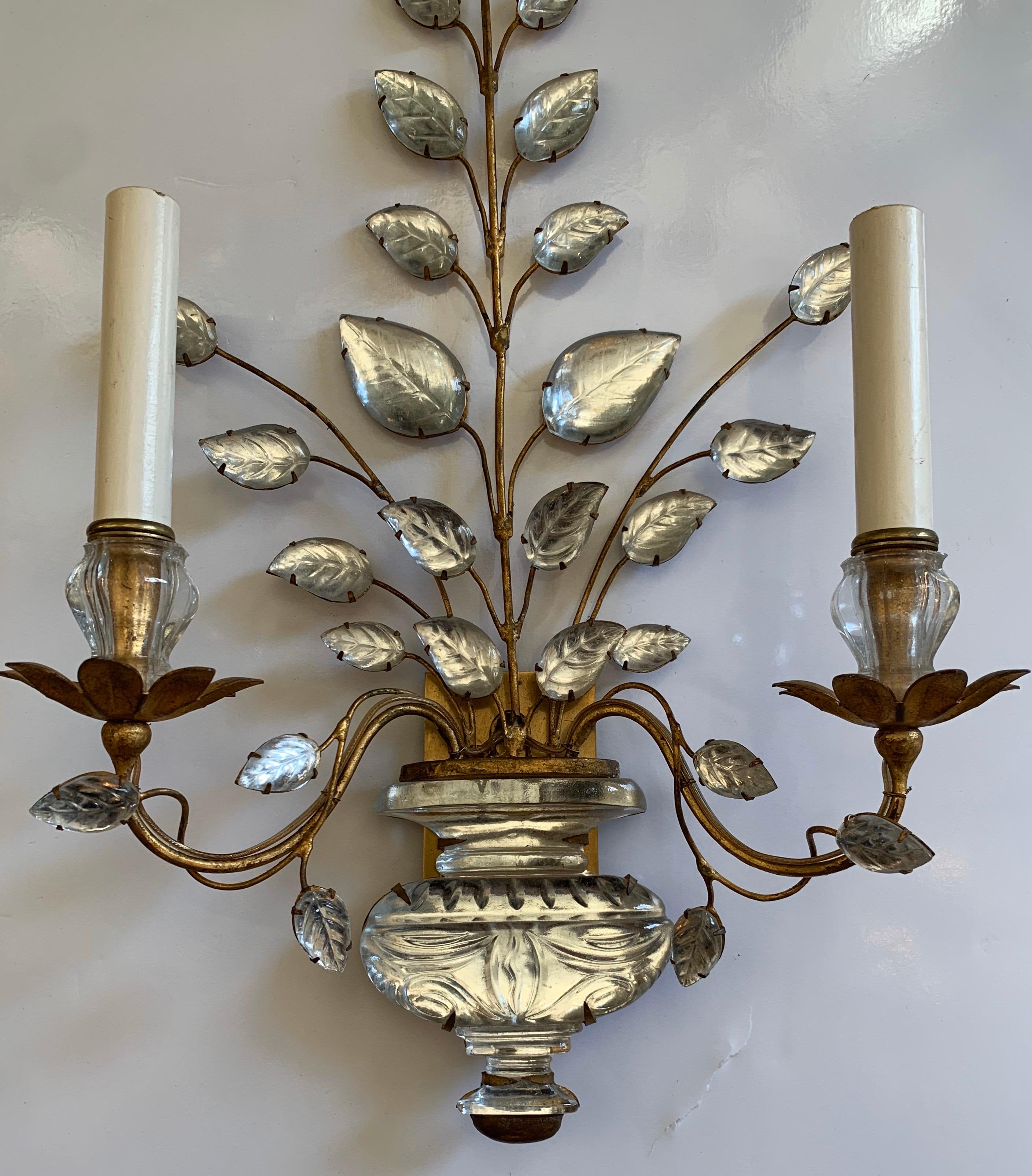 Belle Époque Wonderful Vintage Baguès Gilt Crystal Urn Flower Leaf Form Sconce