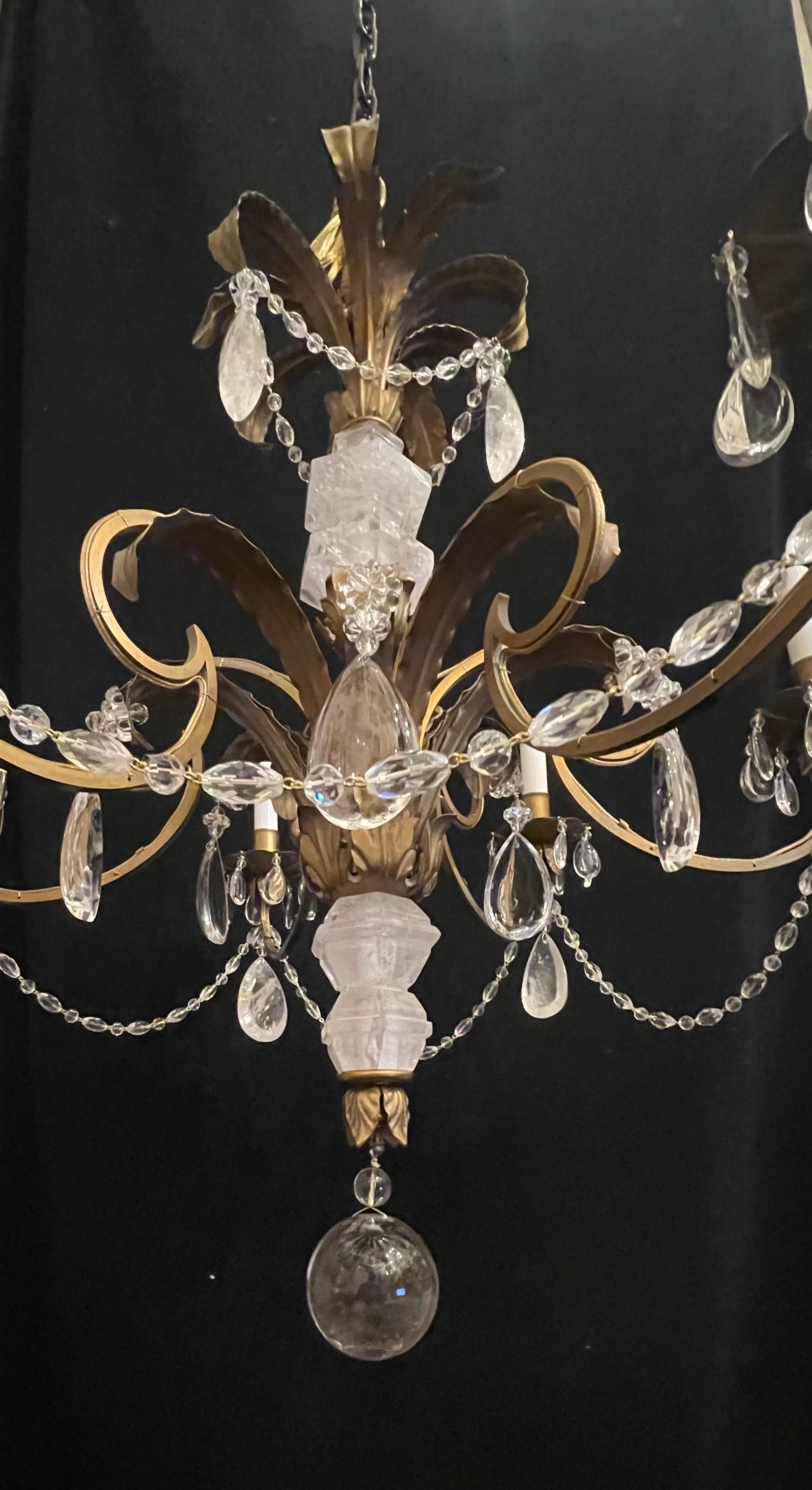 Meraviglioso lampadario vintage Baguès Rock Crystal Beaded Swag Floral Gilt Palm Chandelier In condizioni buone in vendita a Roslyn, NY