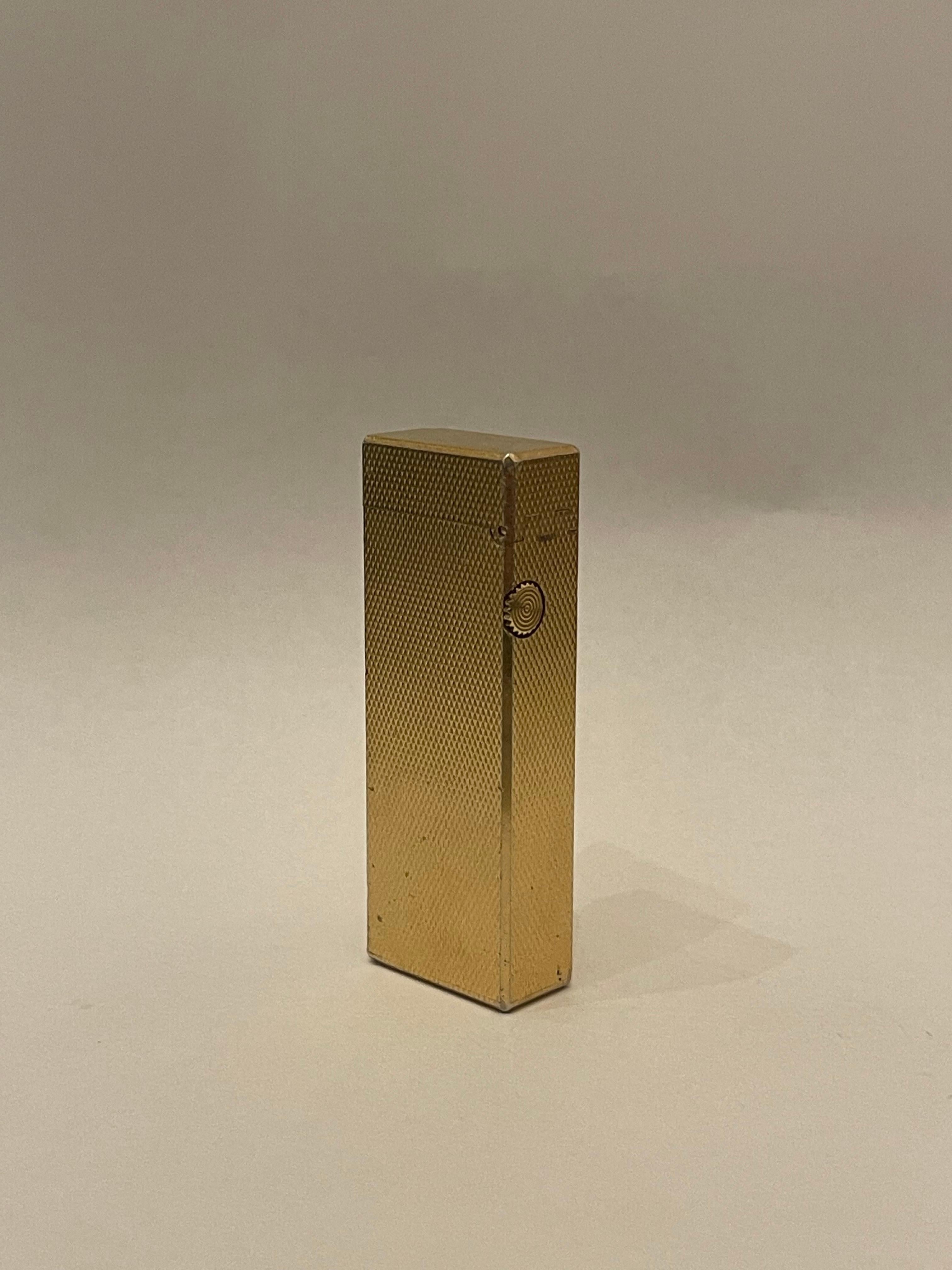 Swiss Wonderful Vintage DUNHILL Rollagas Lighter Diamond-Cut Gold Plated