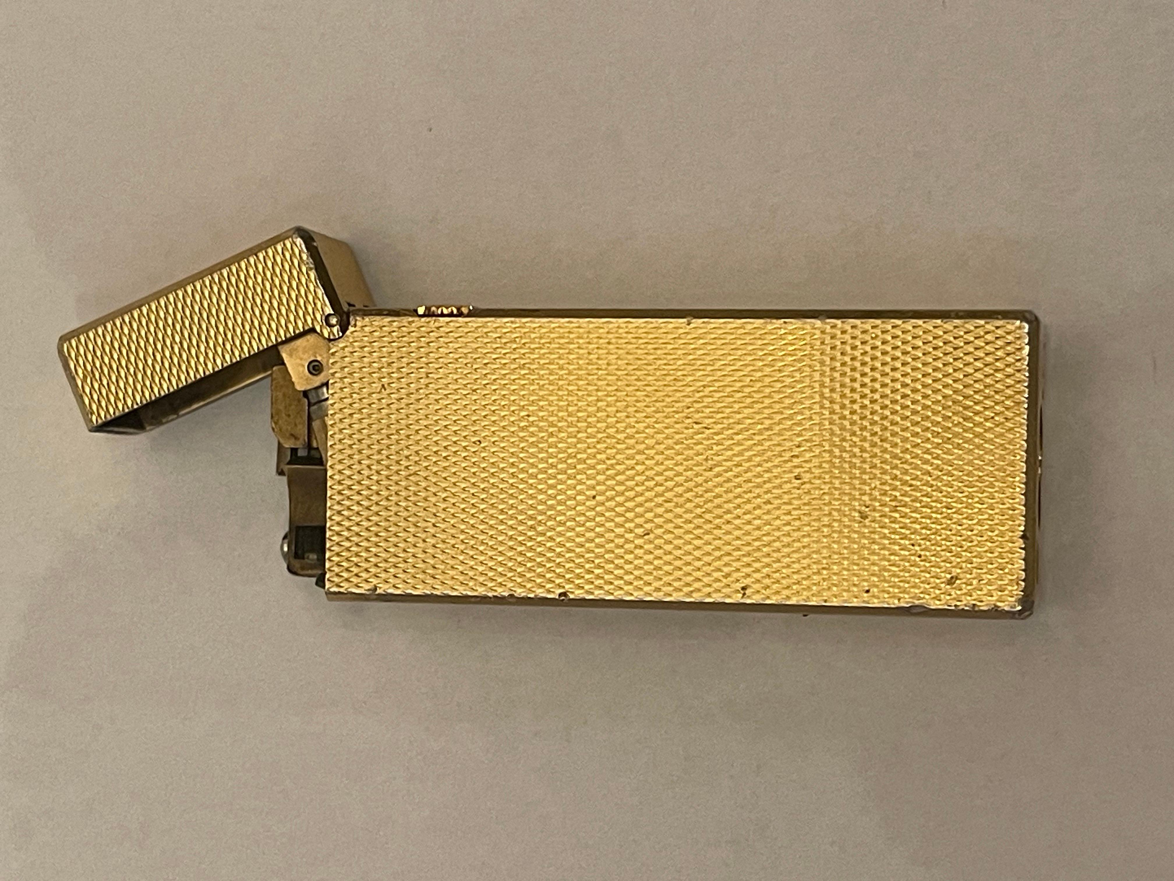 Wonderful Vintage DUNHILL Rollagas Lighter Diamond-Cut Gold Plated 2