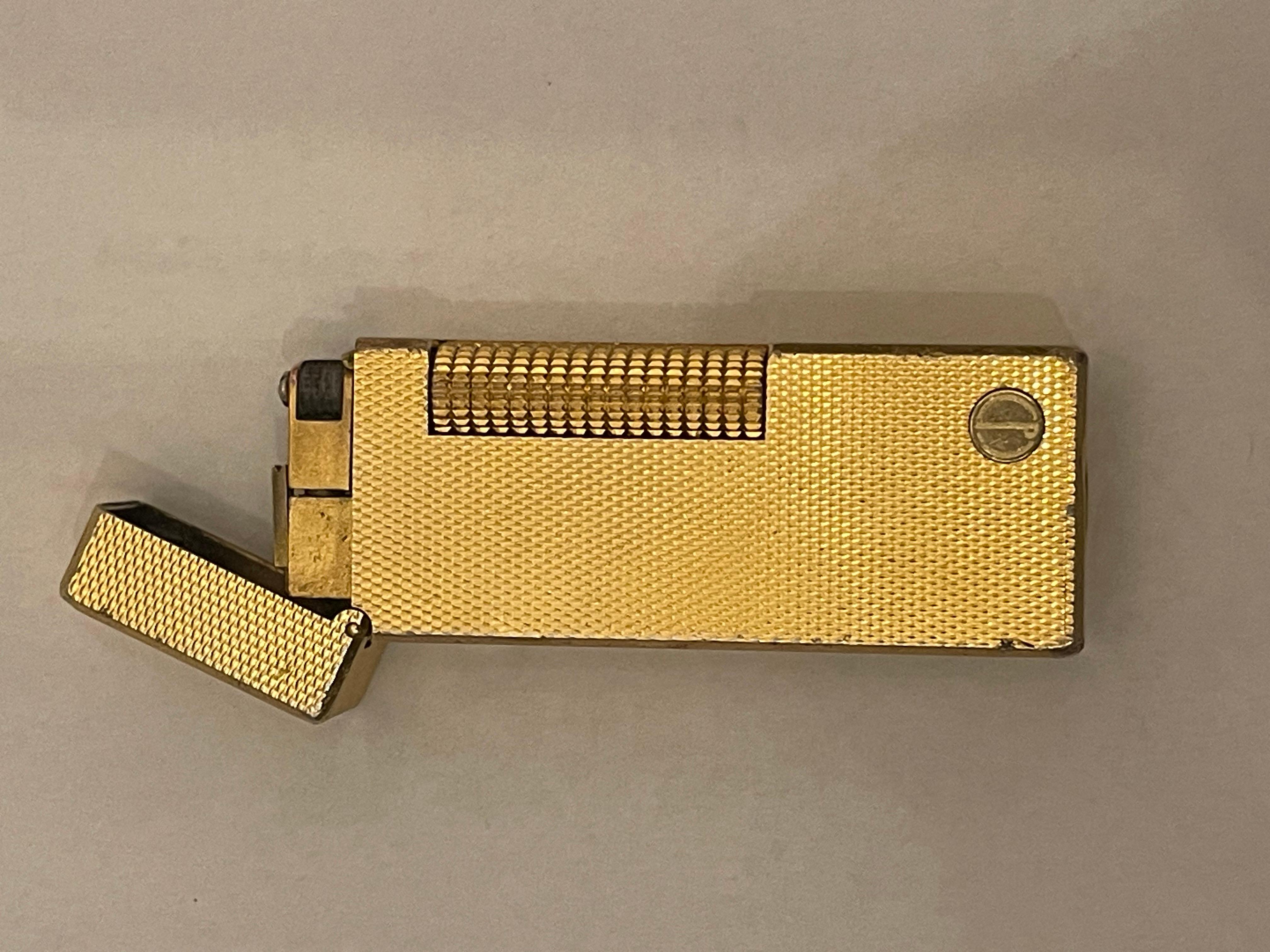 Wonderful Vintage DUNHILL Rollagas Lighter Diamond-Cut Gold Plated 3