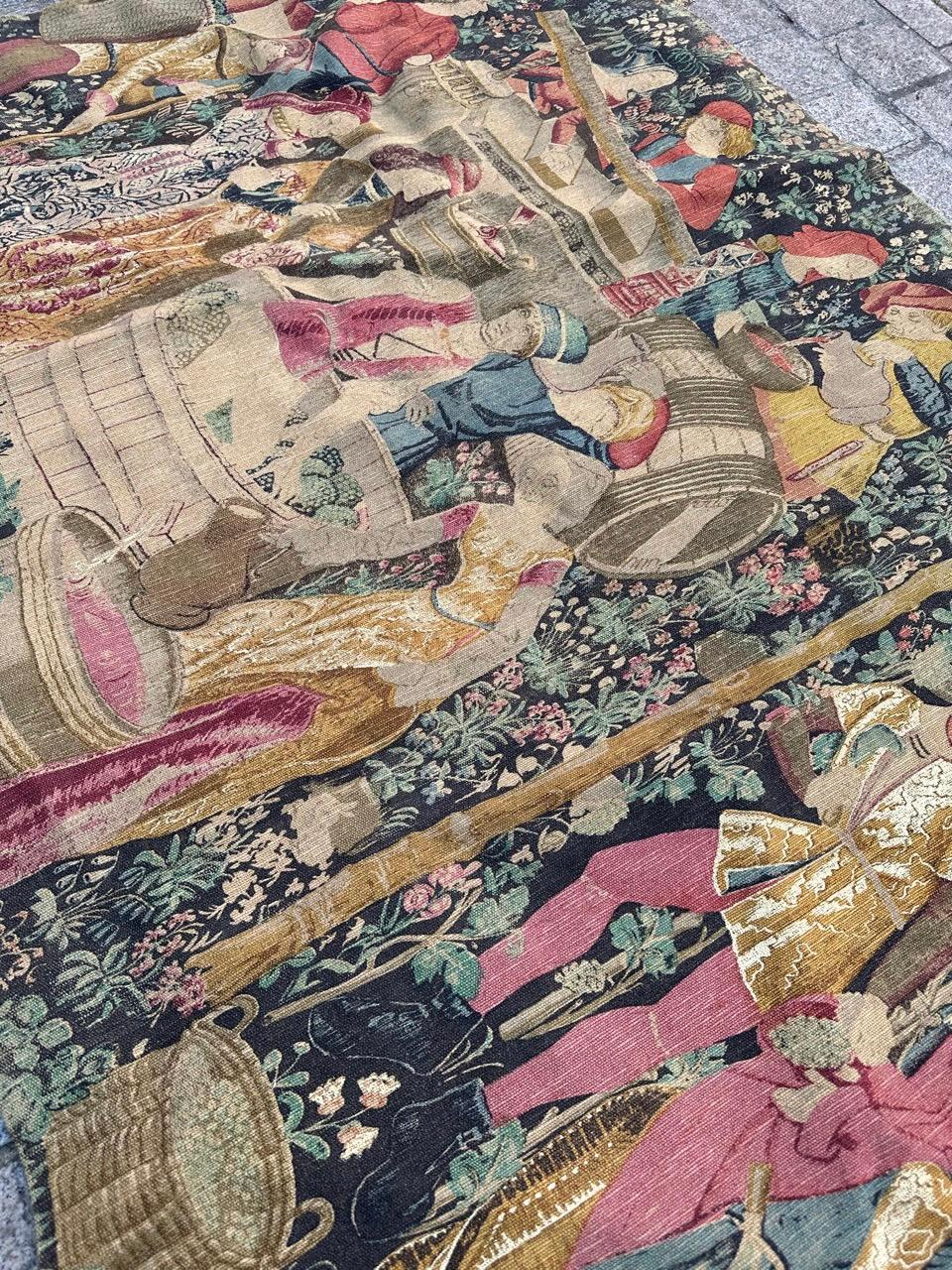 Bobyrug’s Wonderful Vintage French Hand Printed Tapestry Vendanges Design For Sale 9