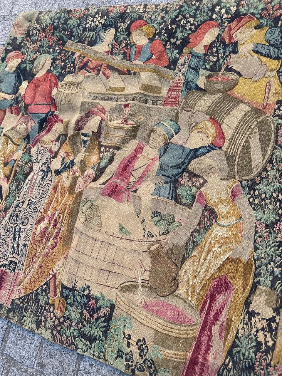 Bobyrug’s Wonderful Vintage French Hand Printed Tapestry Vendanges Design For Sale 10
