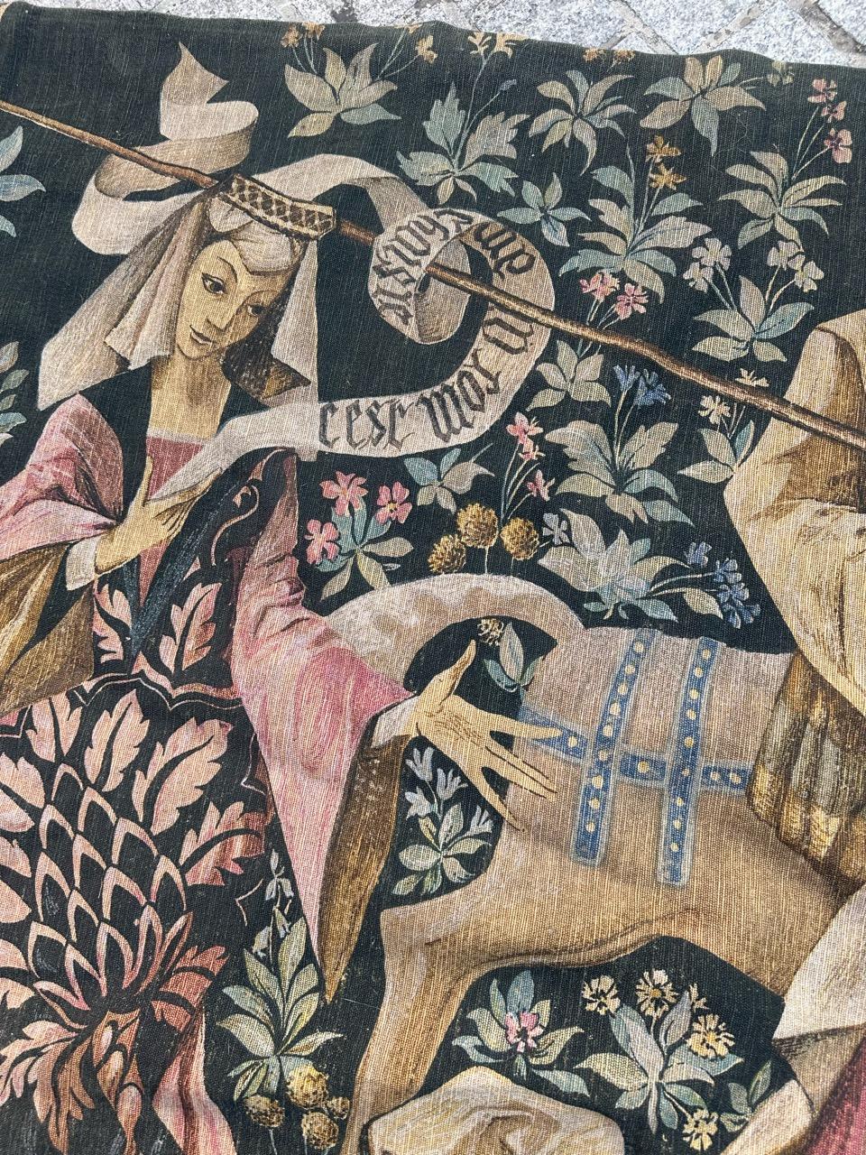 Wunderschöne Vintage Französisch Bildschirm von Hand gedruckt Tapisserie (Wolle) im Angebot
