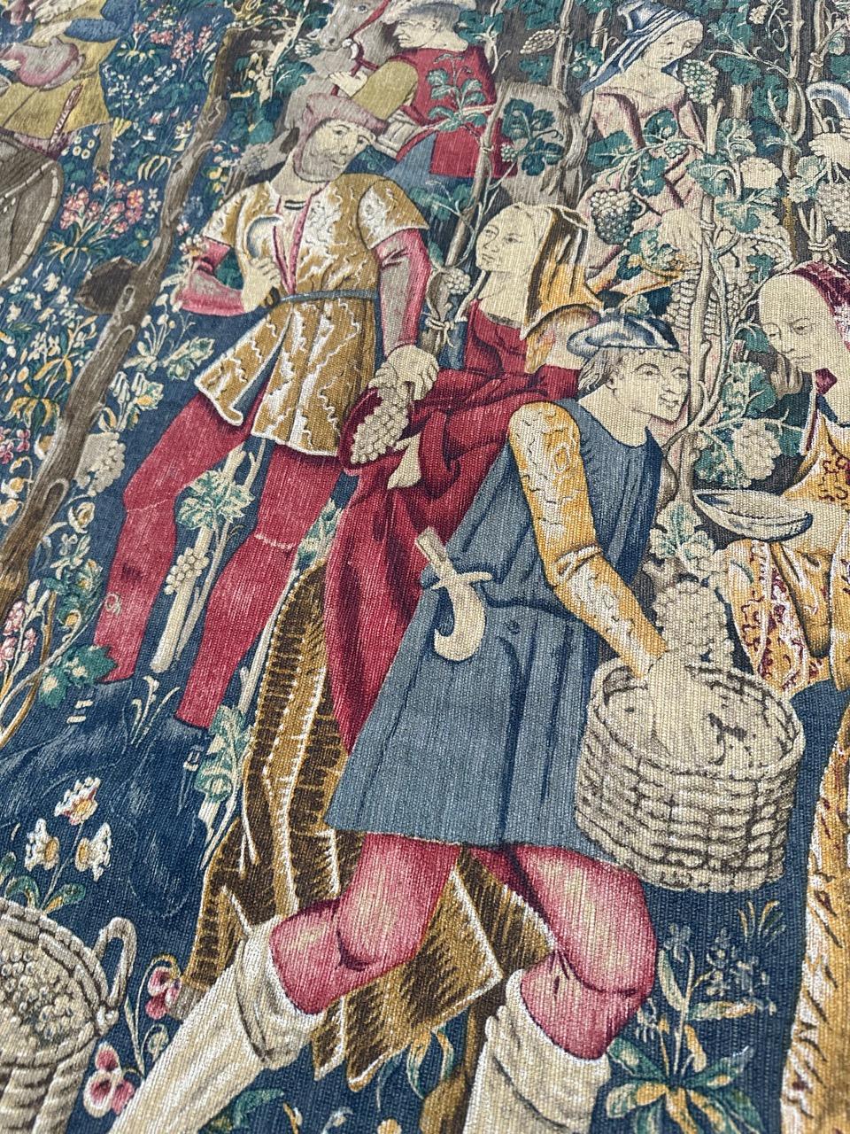 Merveilleuse tapisserie sérigraphiée française d'époque médiévale 