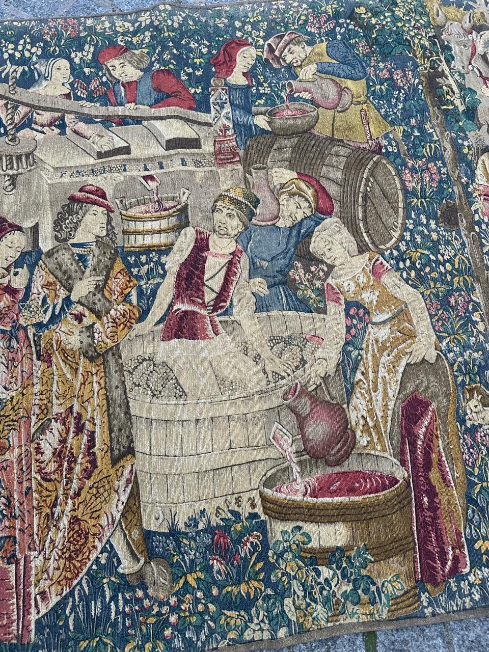 Merveilleuse tapisserie sérigraphiée française d'époque médiévale 