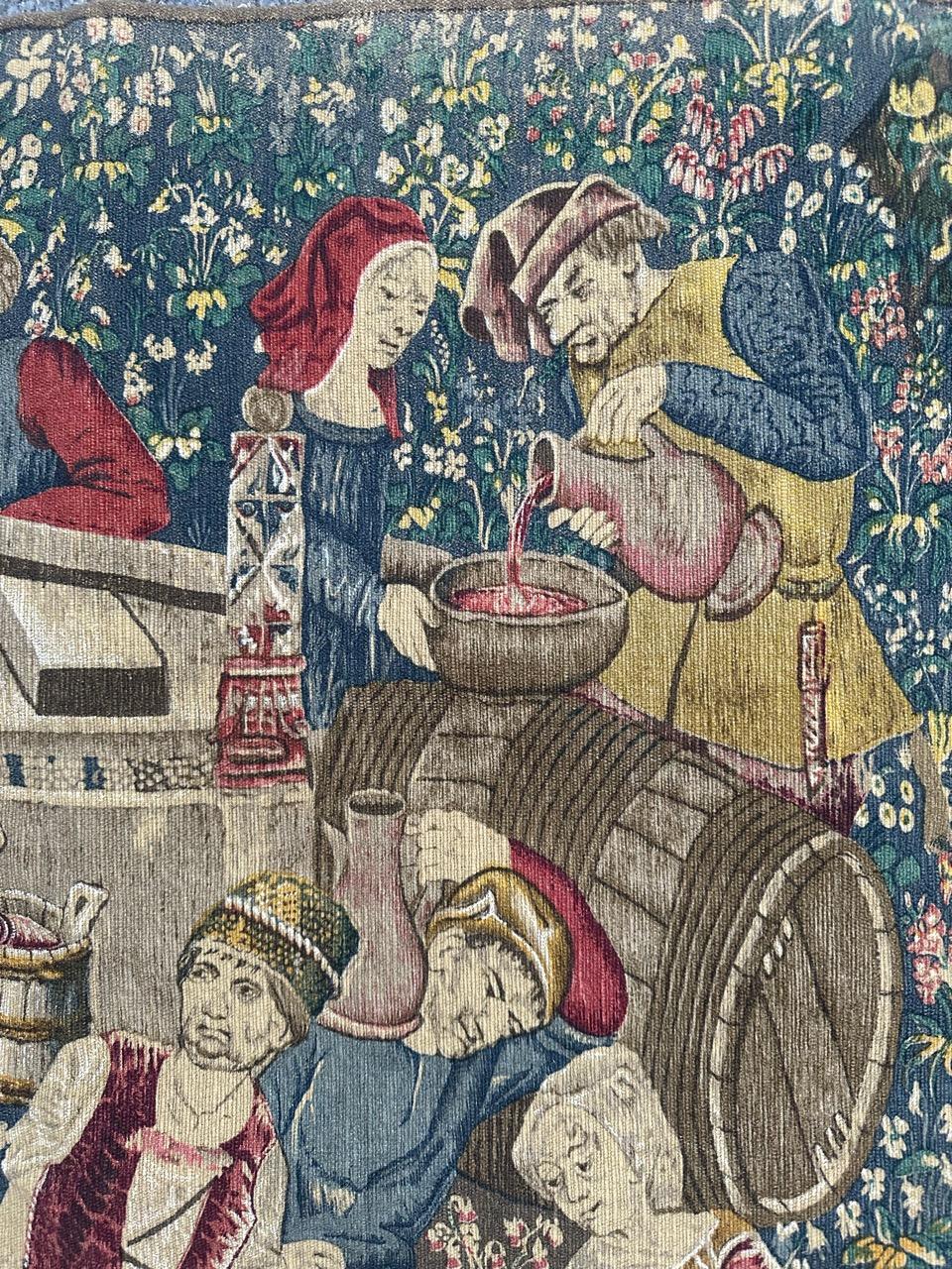 Merveilleuse tapisserie sérigraphiée française d'époque médiévale 