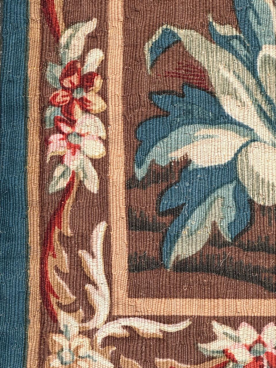 Wunderschöner französischer Siebdruck-Wandteppich im Vintage-Stil von Hand.  