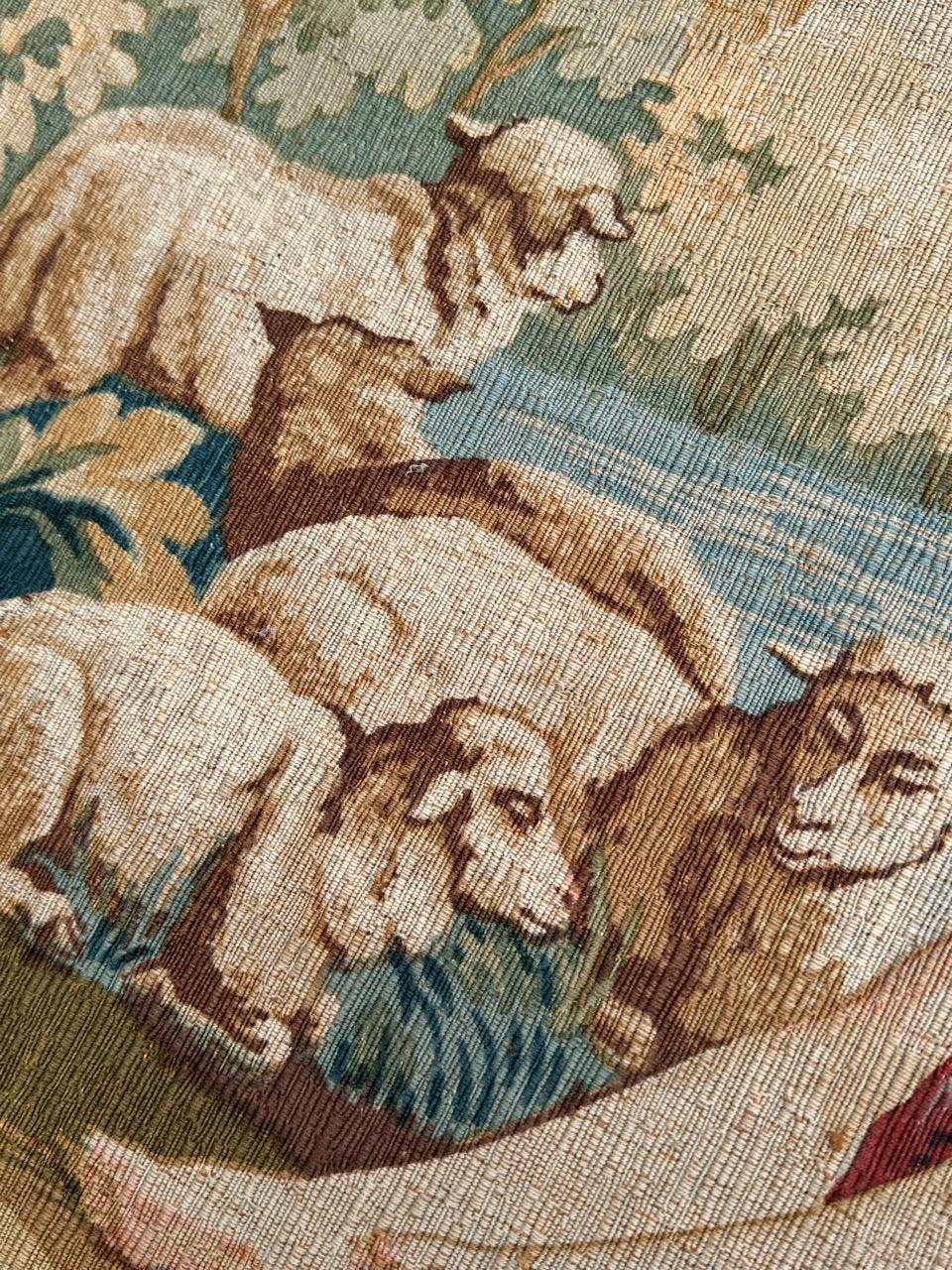 Wunderschöner französischer Siebdruck-Wandteppich im Vintage-Stil von Hand.  