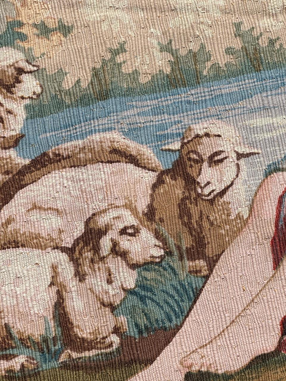 Wunderschöner französischer Siebdruck-Wandteppich im Vintage-Stil von Hand.  