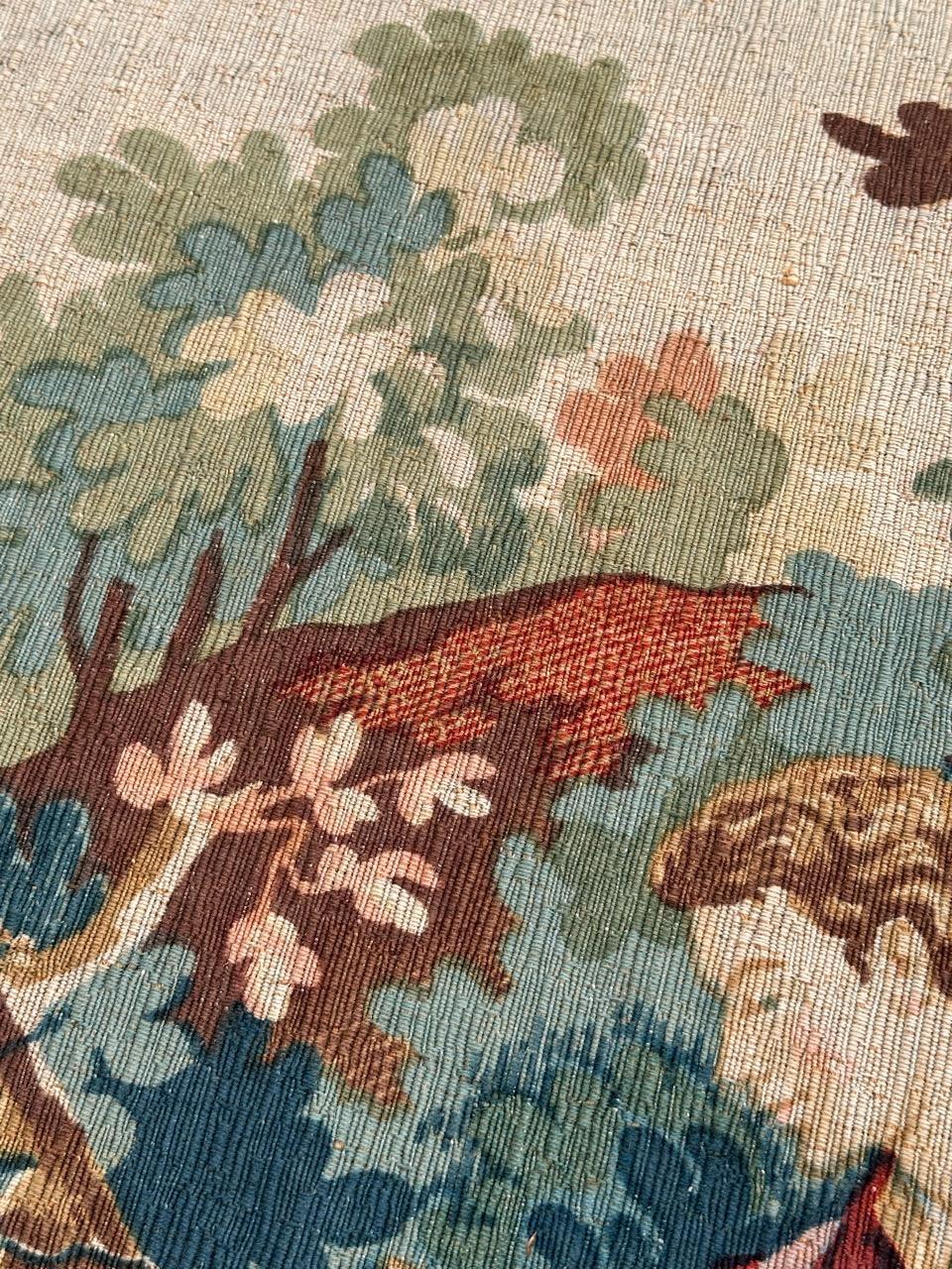 Wunderschöner französischer Siebdruck-Wandteppich im Vintage-Stil von Hand.  