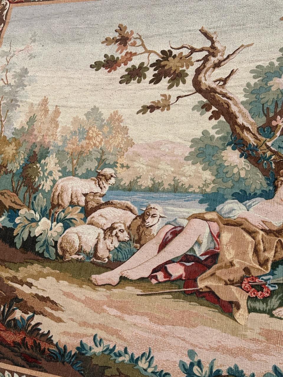 Wunderschöner französischer Siebdruck-Wandteppich im Vintage-Stil von Hand.  