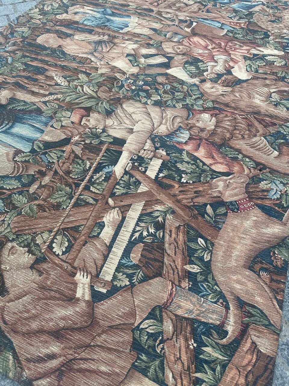 Meraviglioso arazzo francese d'epoca con disegno di museo medievale 