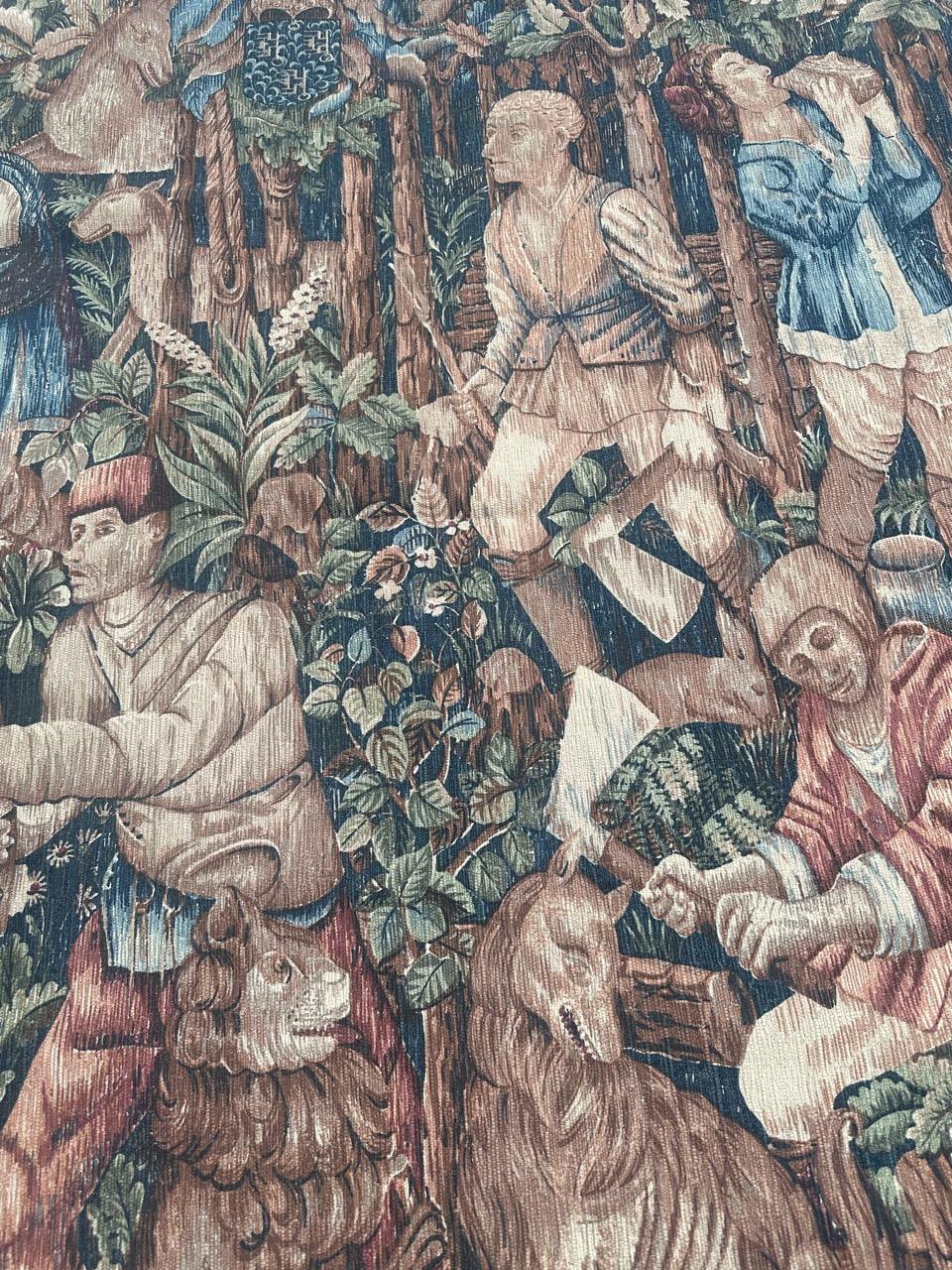Meraviglioso arazzo francese d'epoca con disegno di museo medievale 
