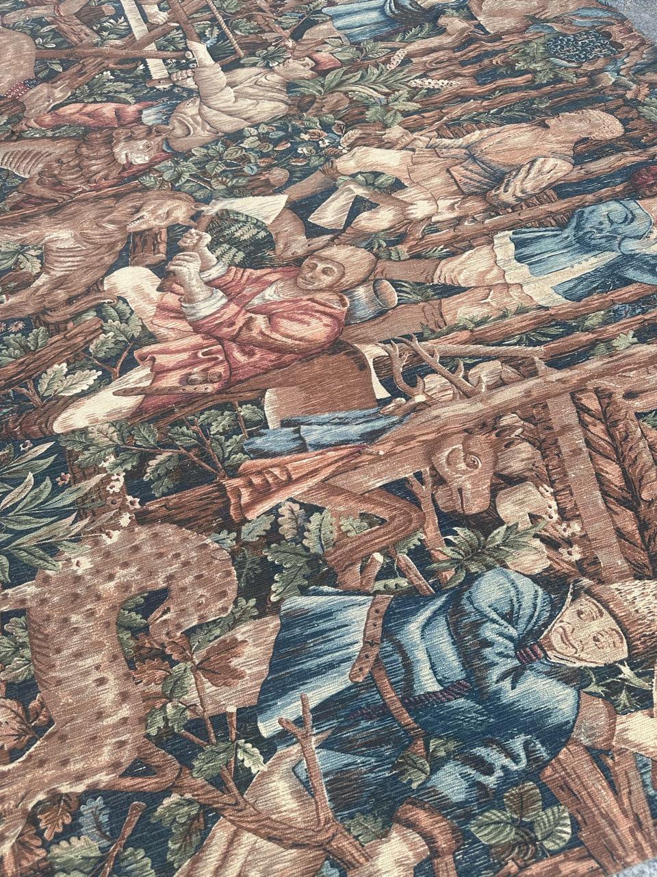 Meraviglioso arazzo francese d'epoca con disegno di museo medievale 