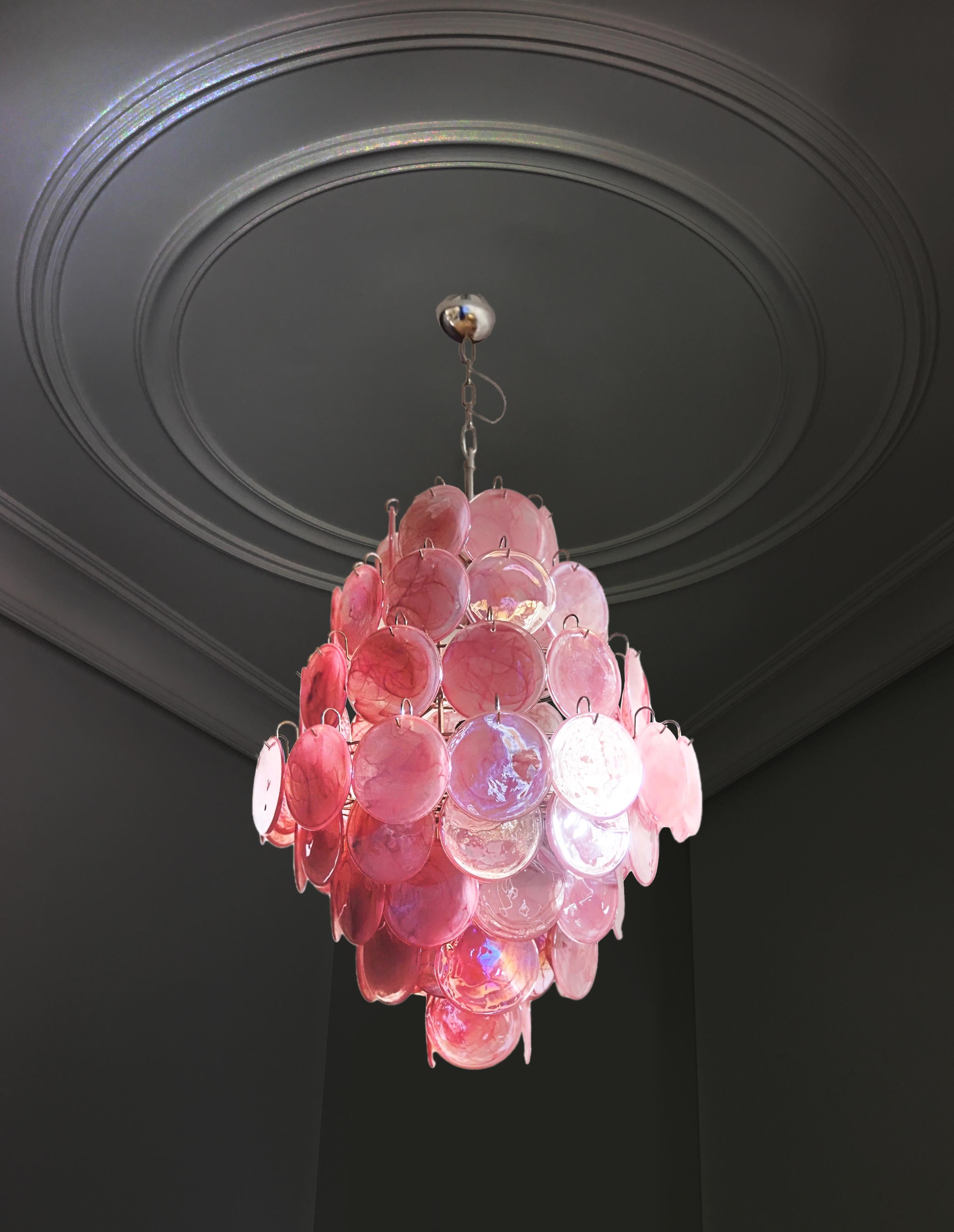 Wonderful Vintage Italian Murano chandeliers - 87 pink alabaster disks For Sale 5