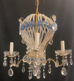 Meraviglioso lampadario a forma di mongolfiera in cristallo blu con perline Vintage By