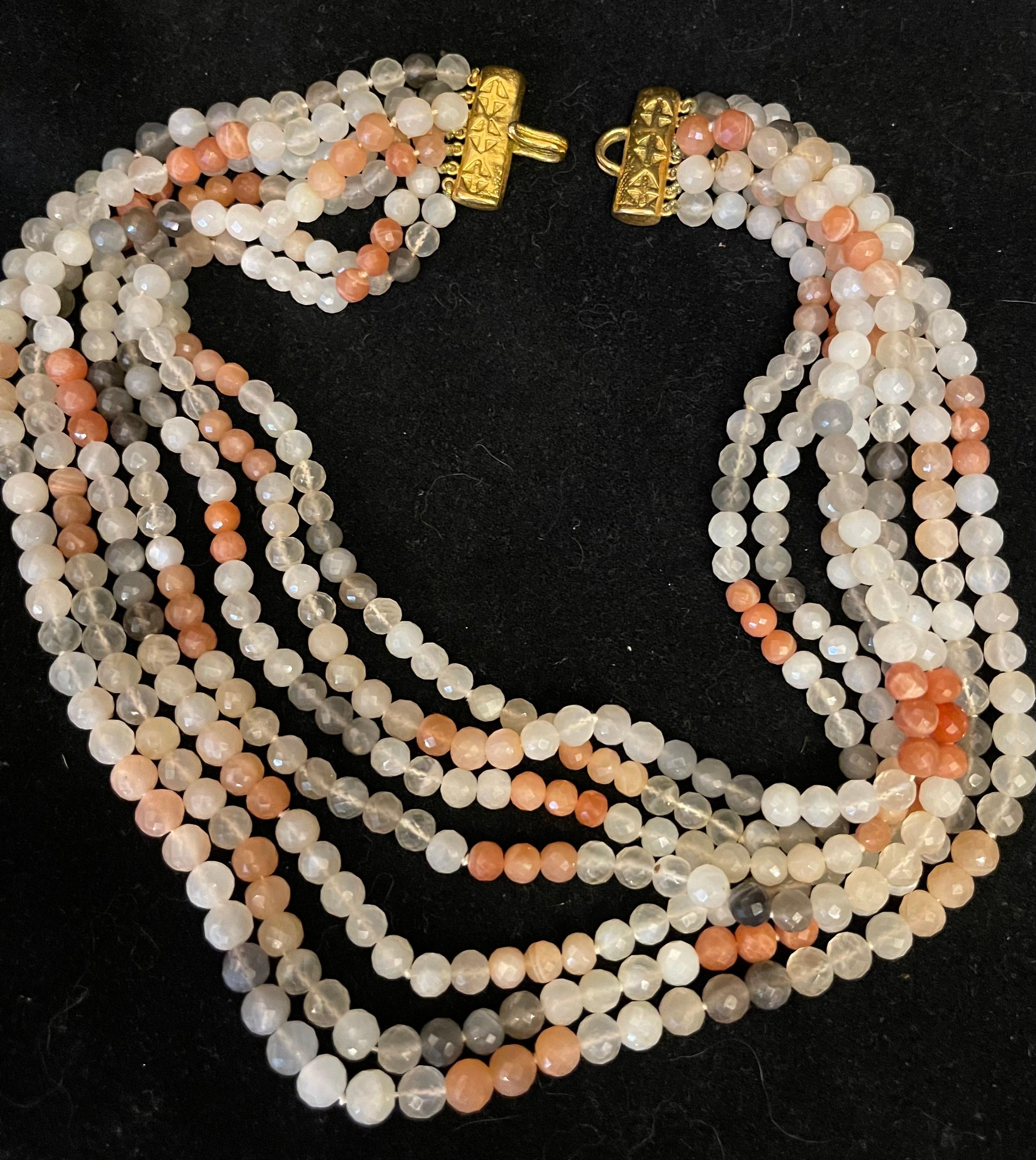 Maravilloso collar de cuentas semipreciosas de varias vueltas Vintage Jaded Jewels London Cristal en venta