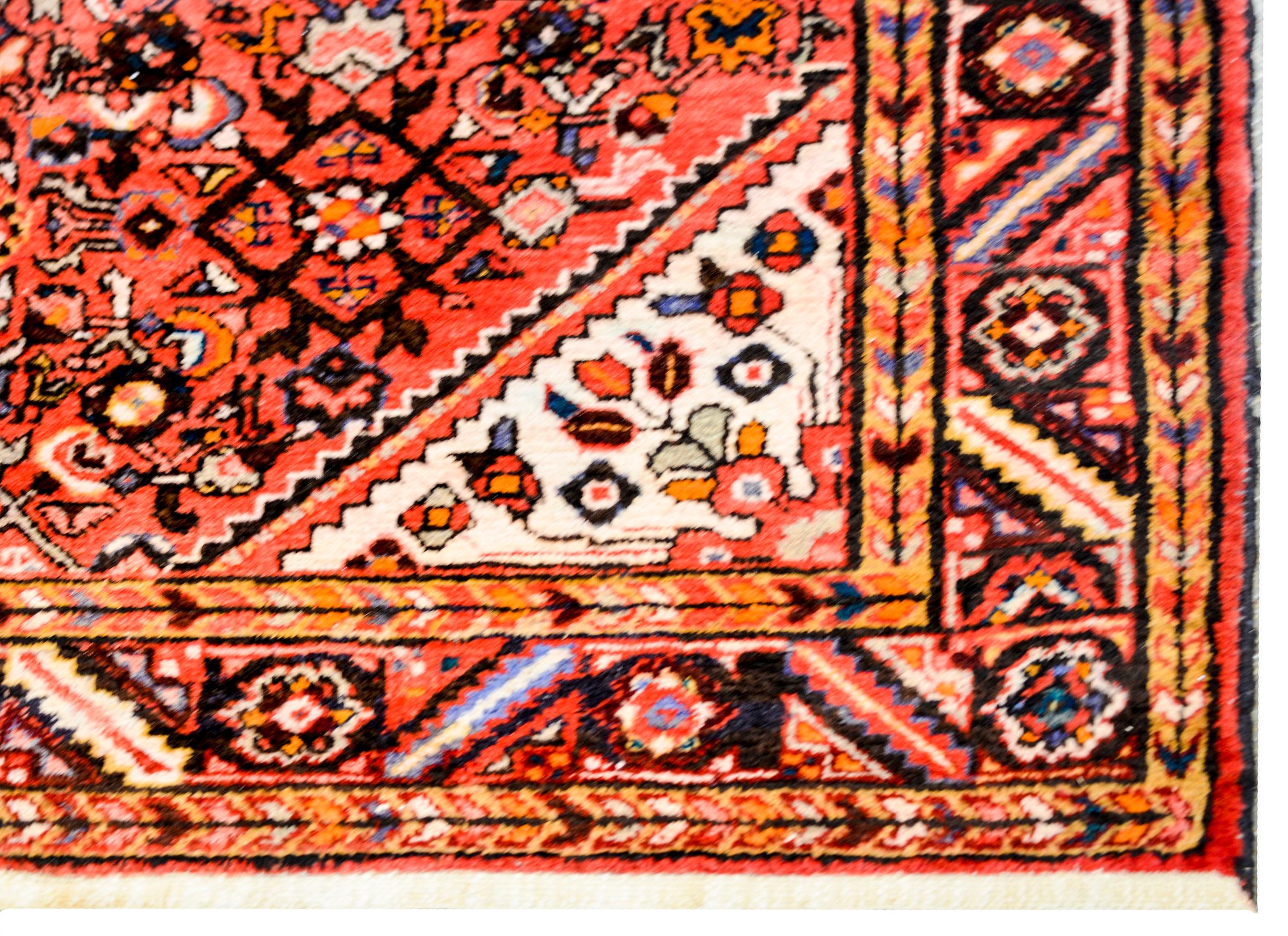 Wool Wonderful Vintage Mid-20th Century Hamadan Rug For Sale