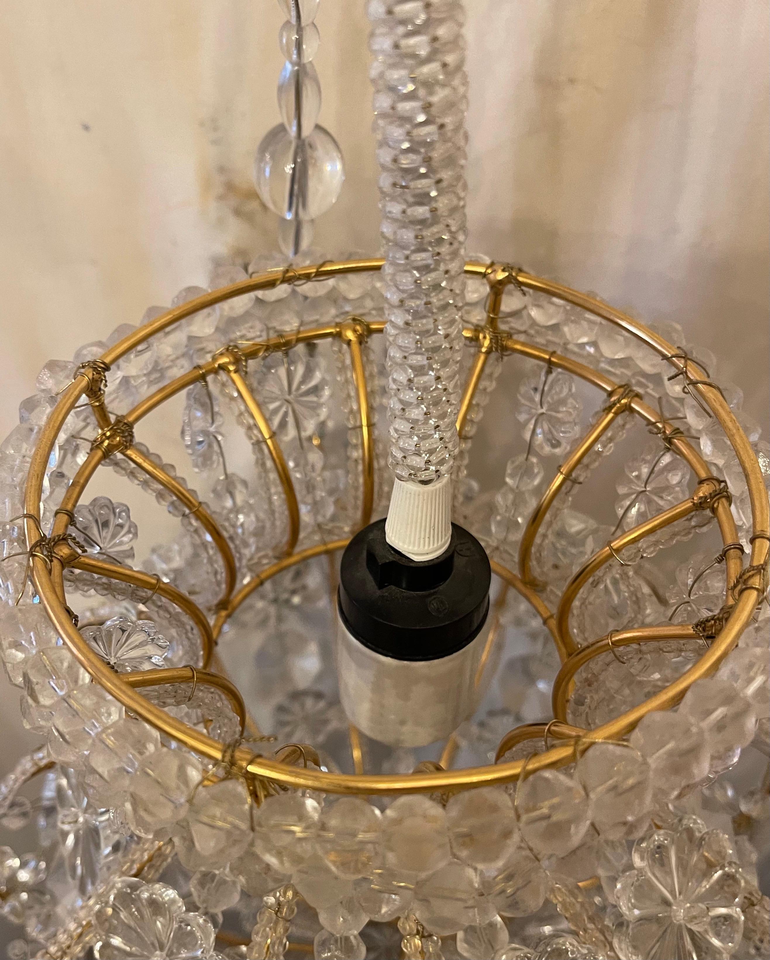 Cristal Merveilleux luminaire vintage Sherle Wagner, panier suspendu en cristal perlé, or en vente