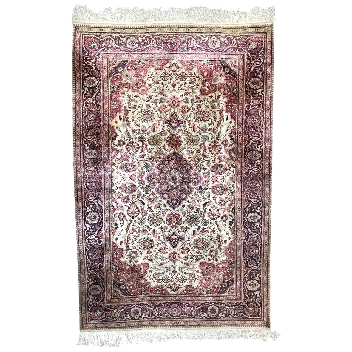Türkischer Kayseri-Teppich aus Seide im Vintage-Stil